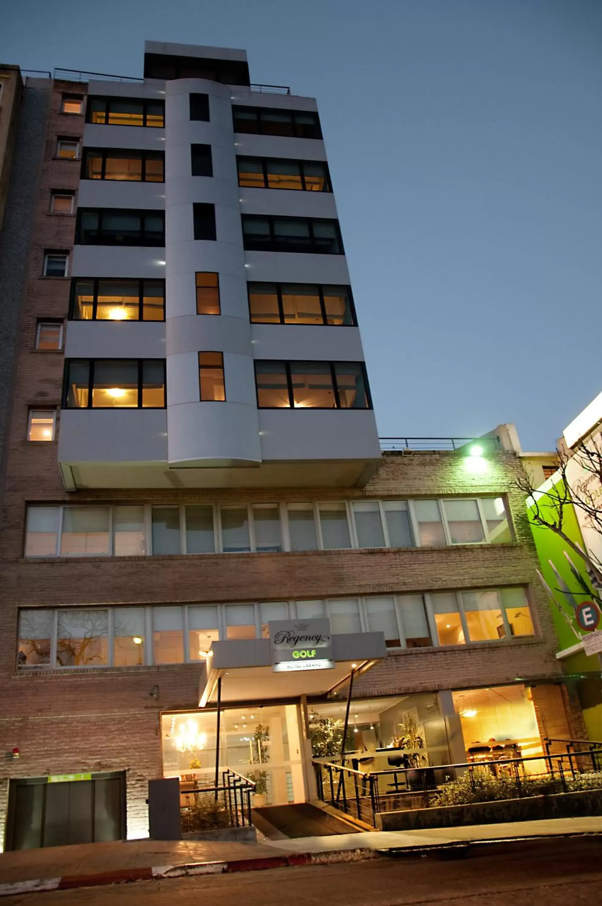 Facade/entrance, Property Building in Regency Golf - Hotel Urbano