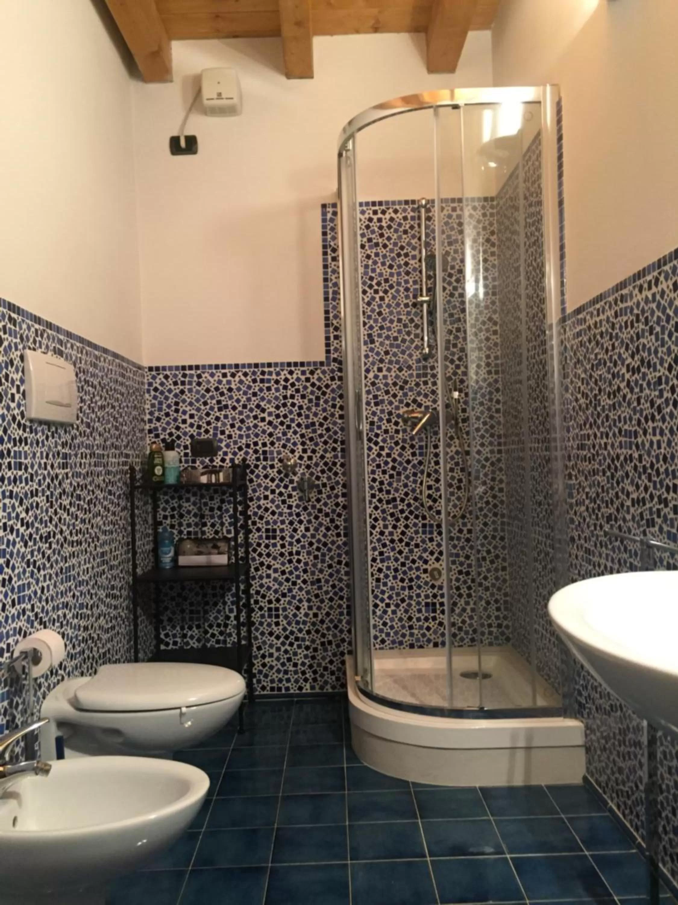 Bathroom in B&B Via Garibaldi