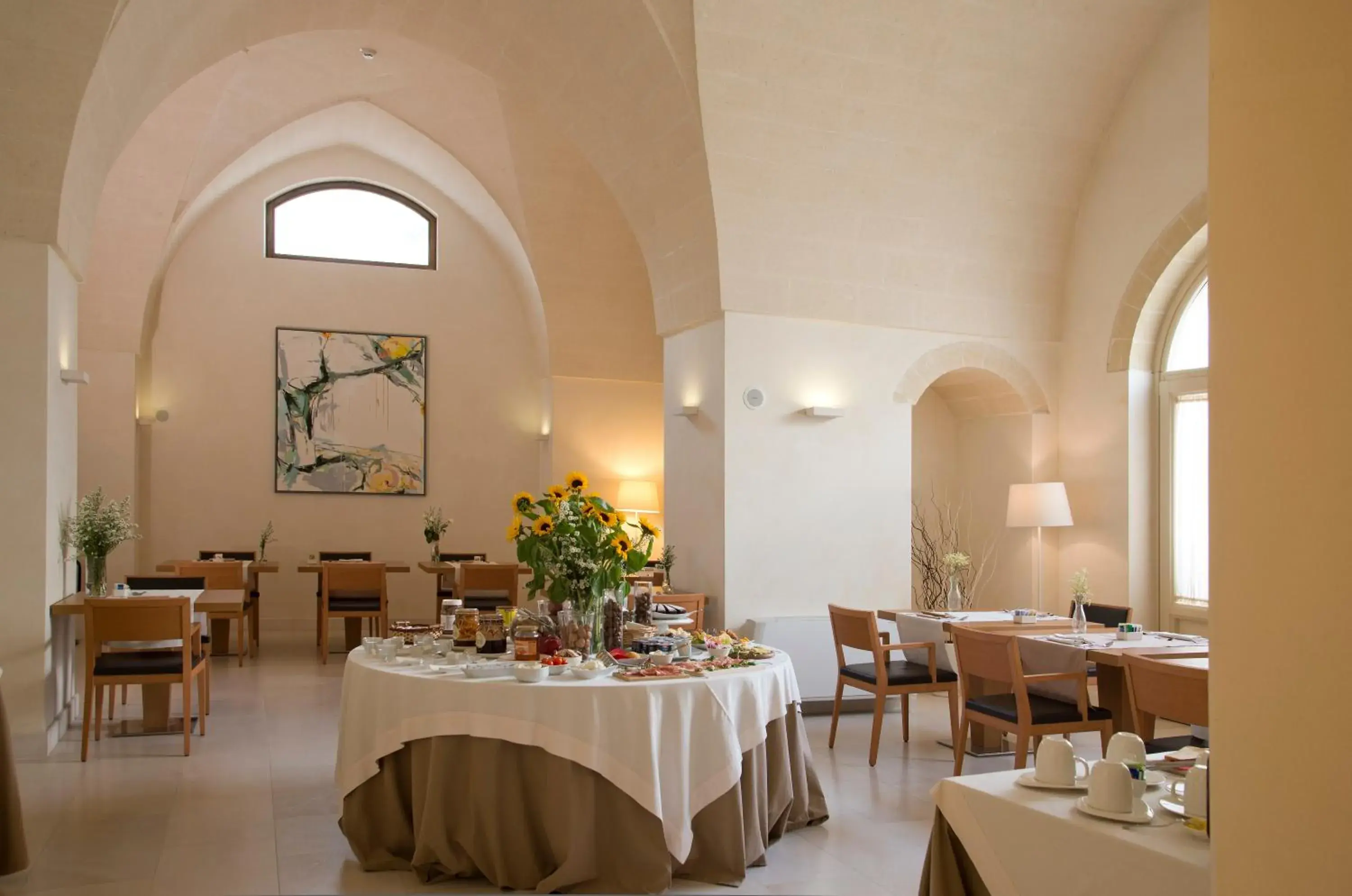 Restaurant/Places to Eat in Corte Borromeo
