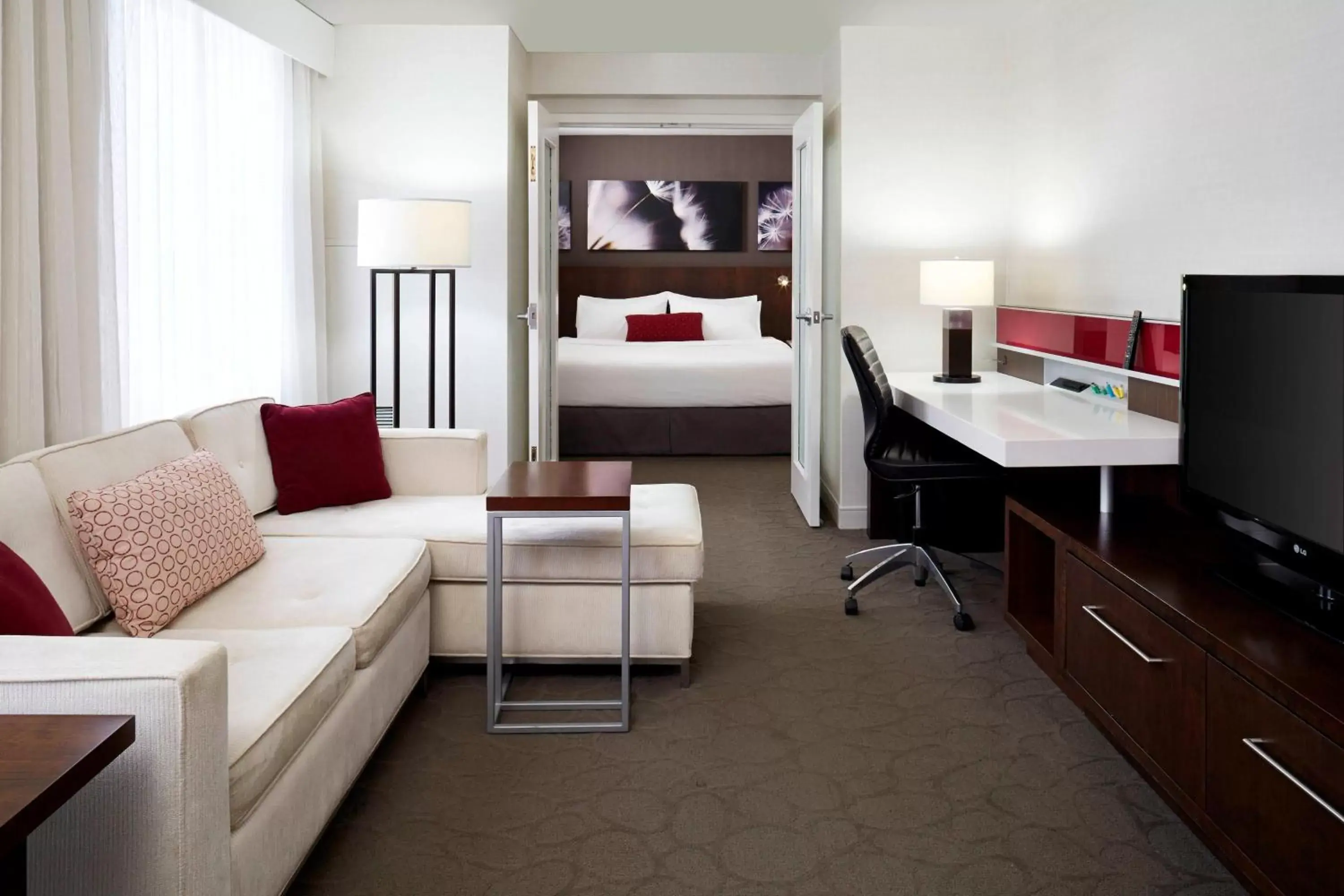 Bedroom, Seating Area in Delta Hotels by Marriott Fredericton