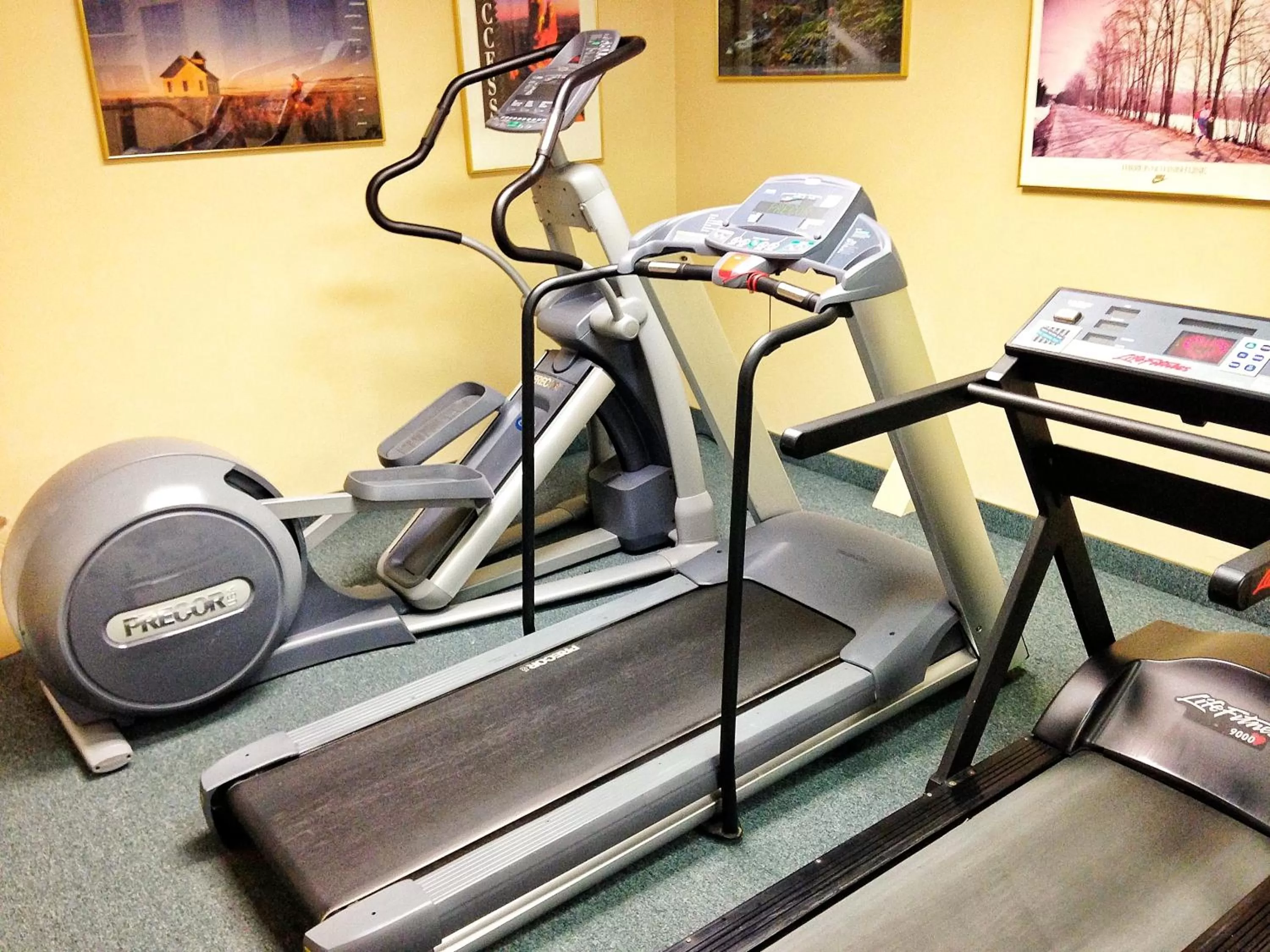 Fitness centre/facilities in Coast Wenatchee Center Hotel