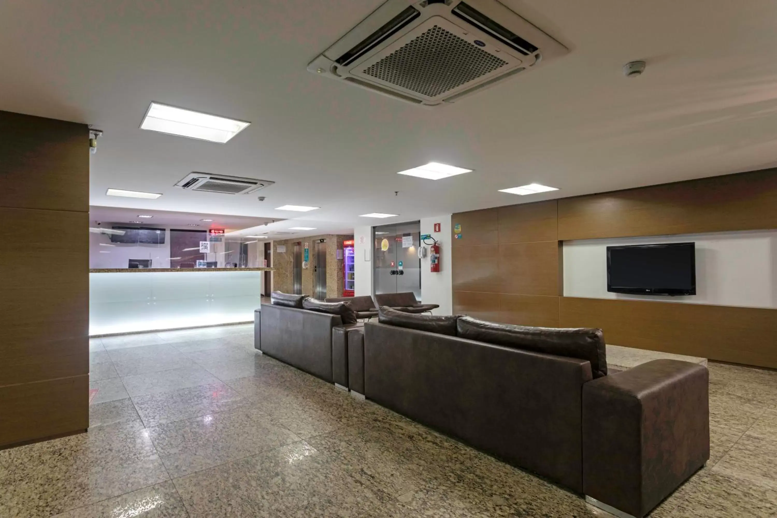 Seating area, Lobby/Reception in Marinas Maceió Hotel