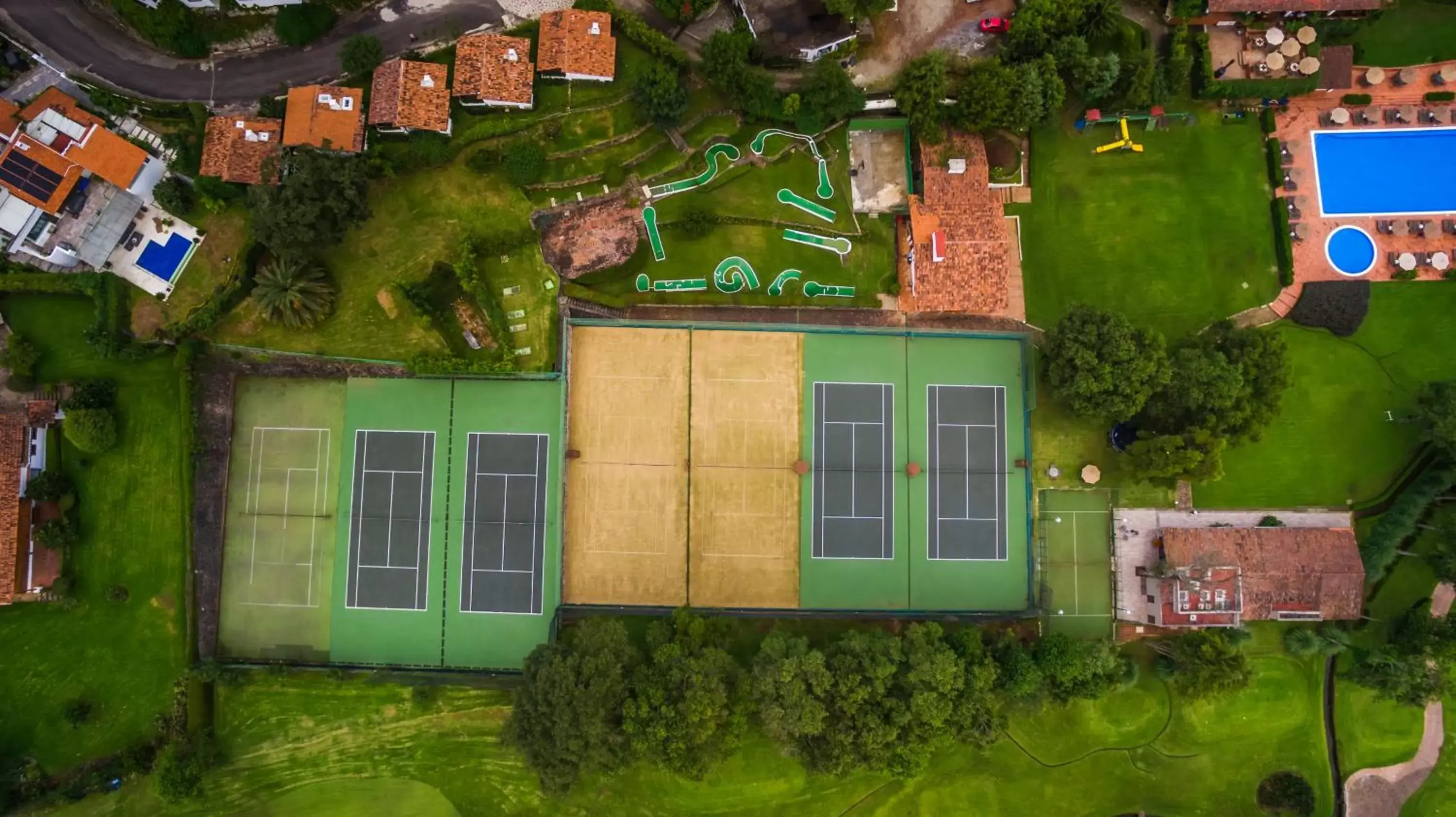 Activities, Bird's-eye View in Hotel Avandaro Golf & Spa Resort