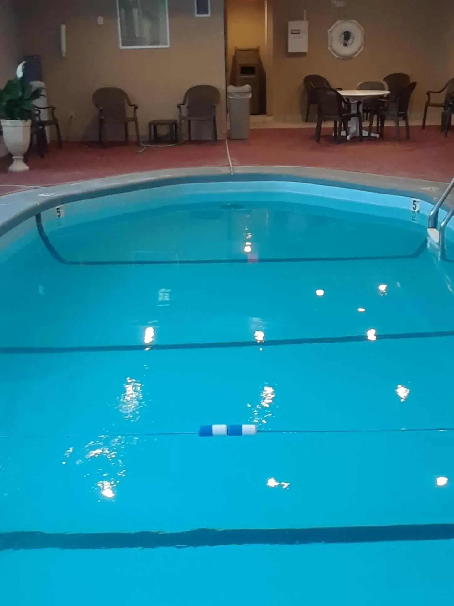 Swimming Pool in Best Western Dartmouth-New Bedford