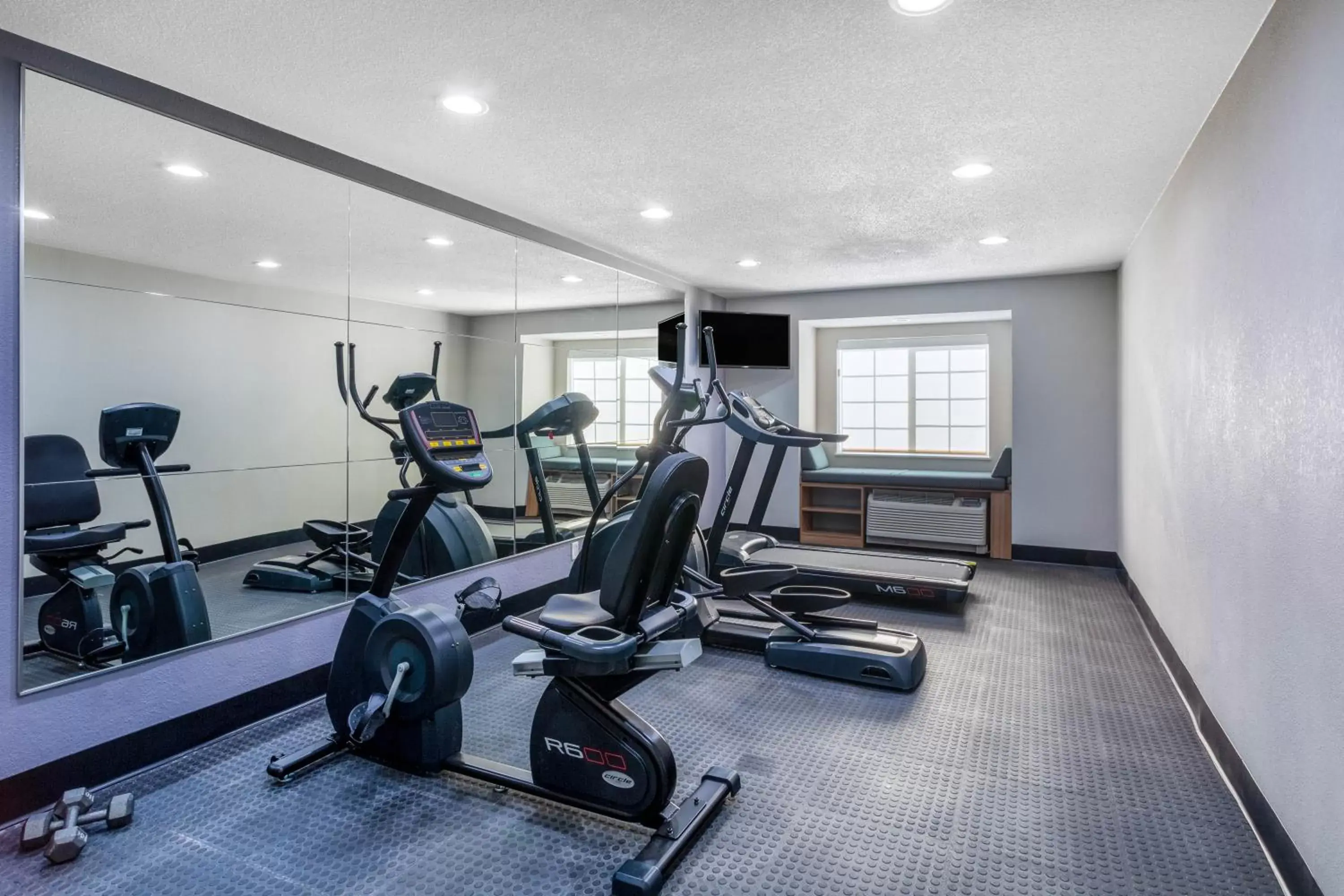 Fitness Center/Facilities in Microtel Inn & Suites by Wyndham Burlington