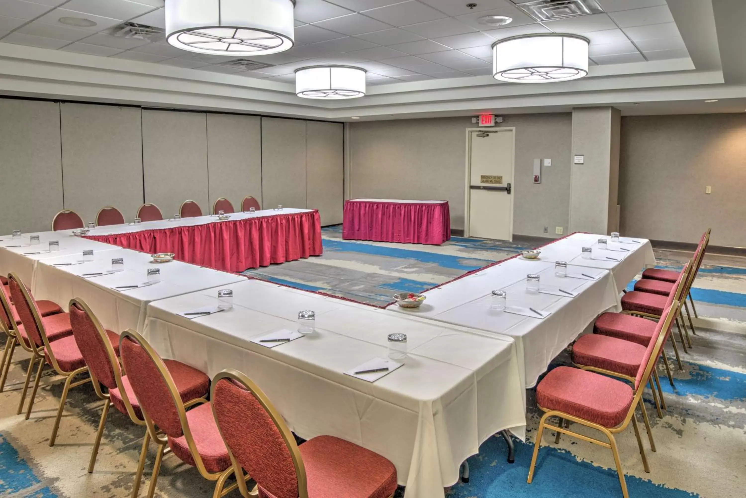 Meeting/conference room in Embassy Suites by Hilton Indianapolis North