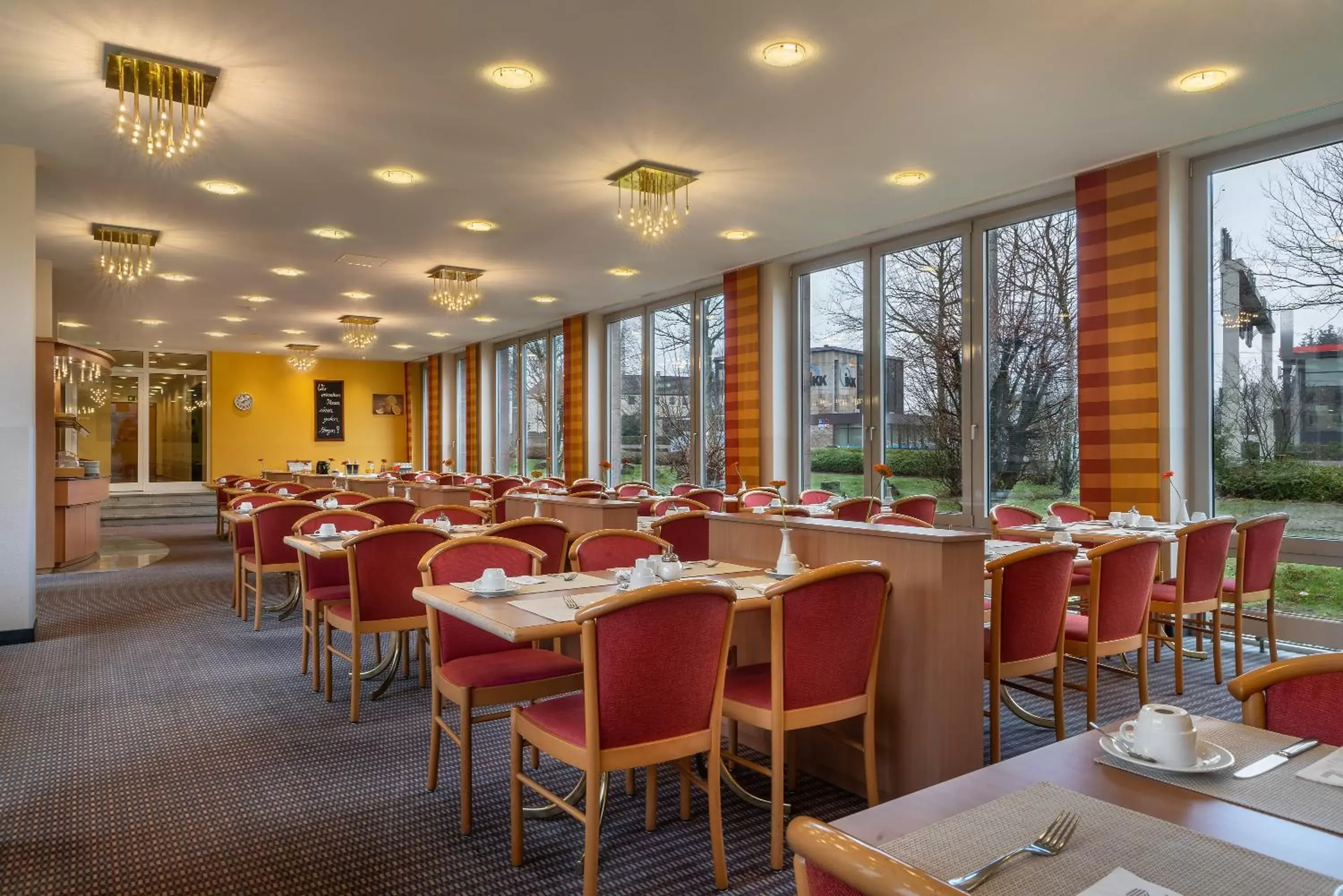 Restaurant/Places to Eat in Select Hotel Solingen