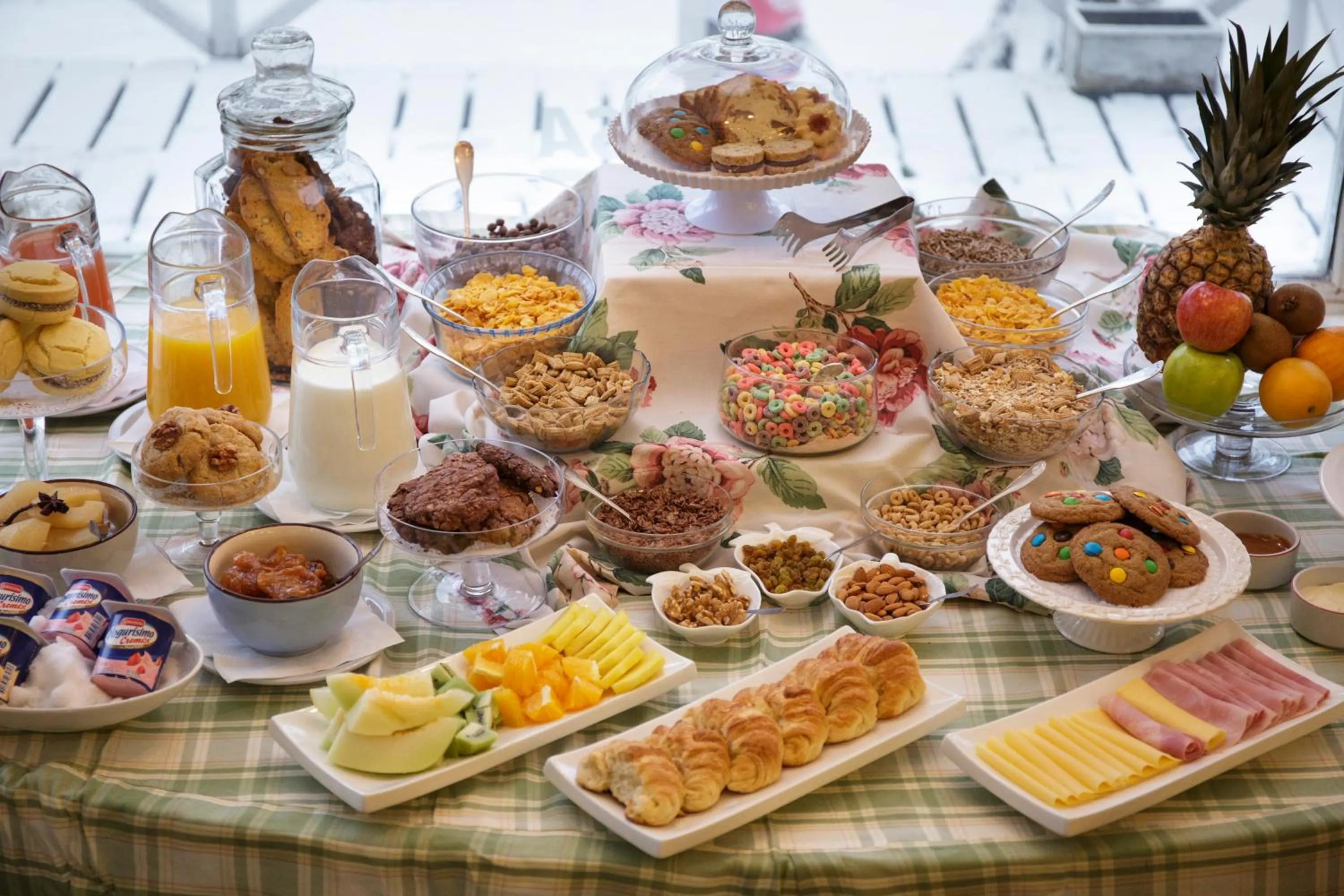 Lounge or bar in Cumbres Del Martial