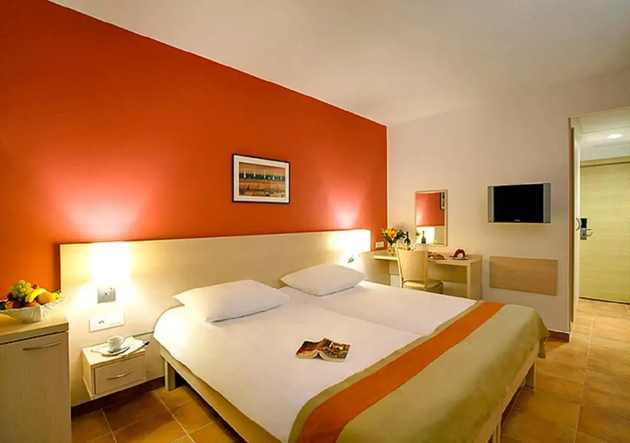 Room for 4 Seaside - Hotel  in Valamar Tamaris Resort