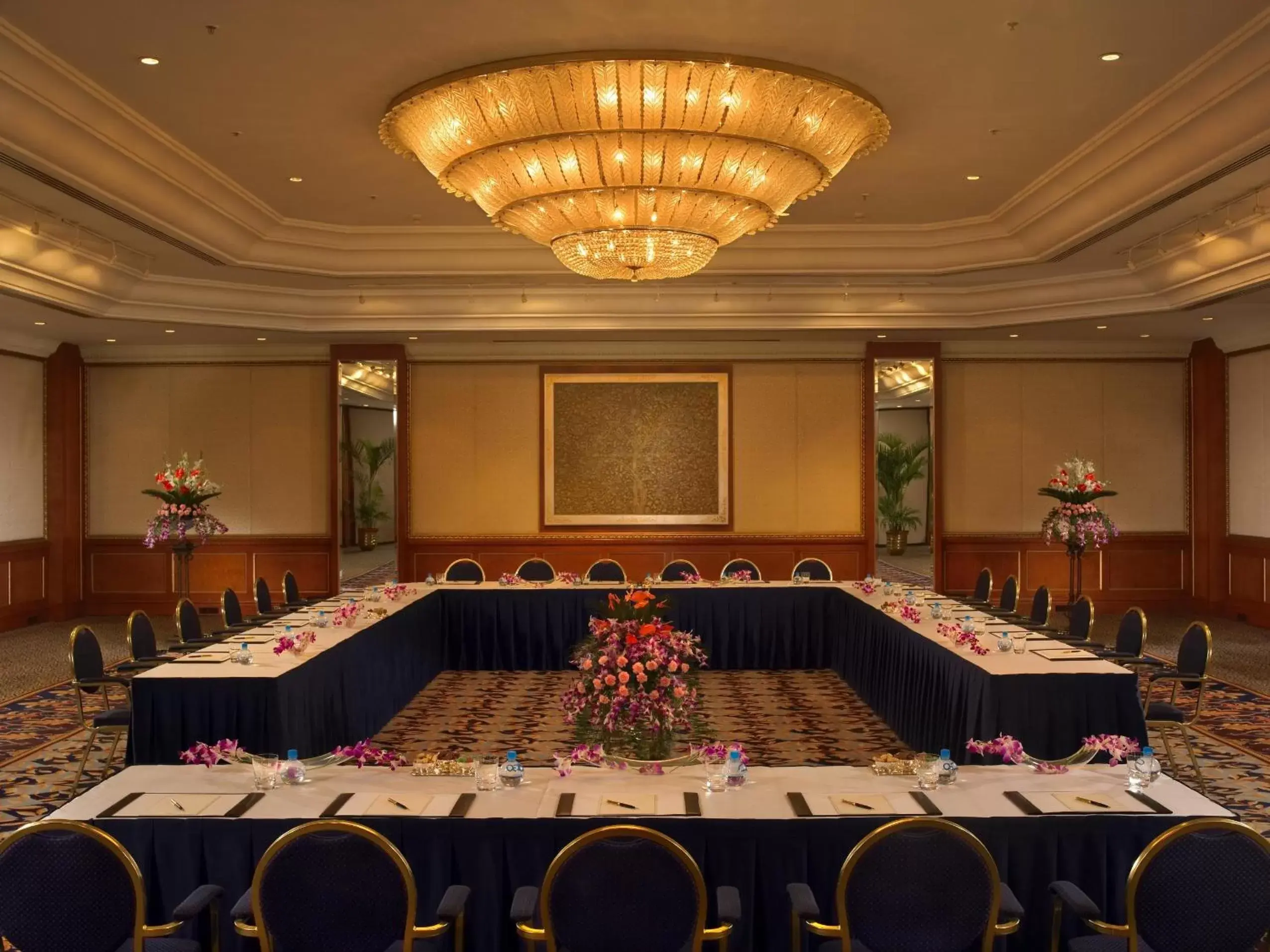 Business facilities in The Leela Mumbai