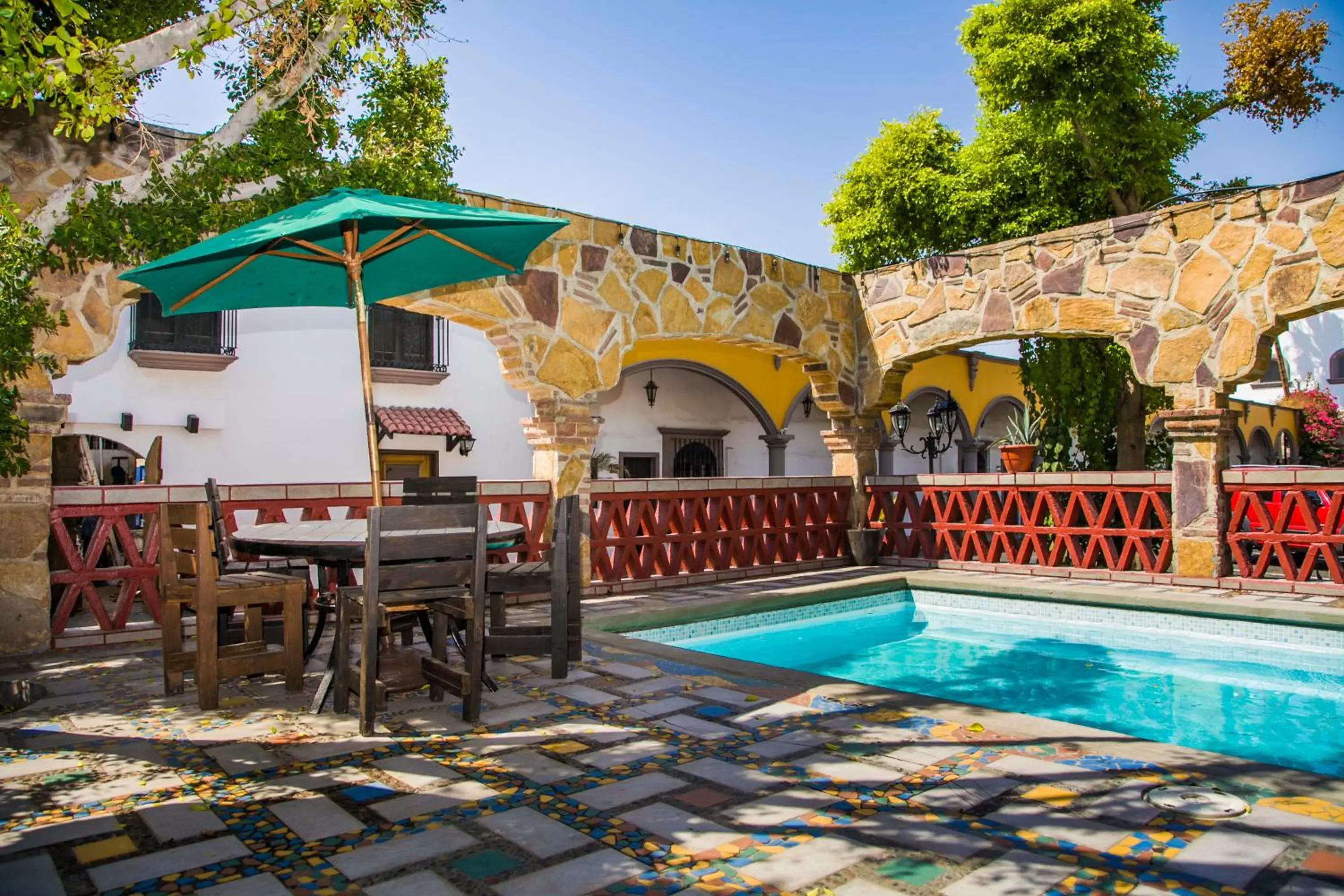 Swimming pool in Hotel Cosmos Don Carlos