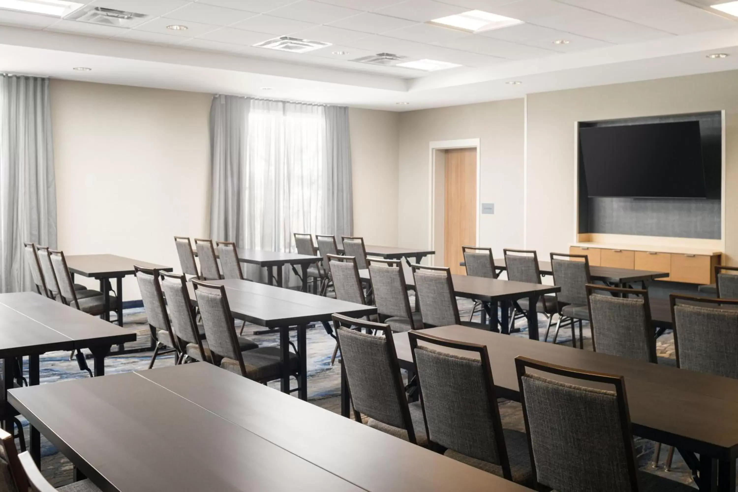 Meeting/conference room in Fairfield by Marriott Inn & Suites Knoxville Northwest