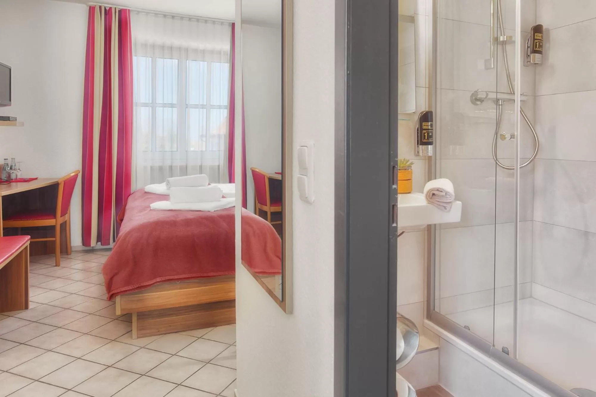 Bed in Hotel Mira Mare