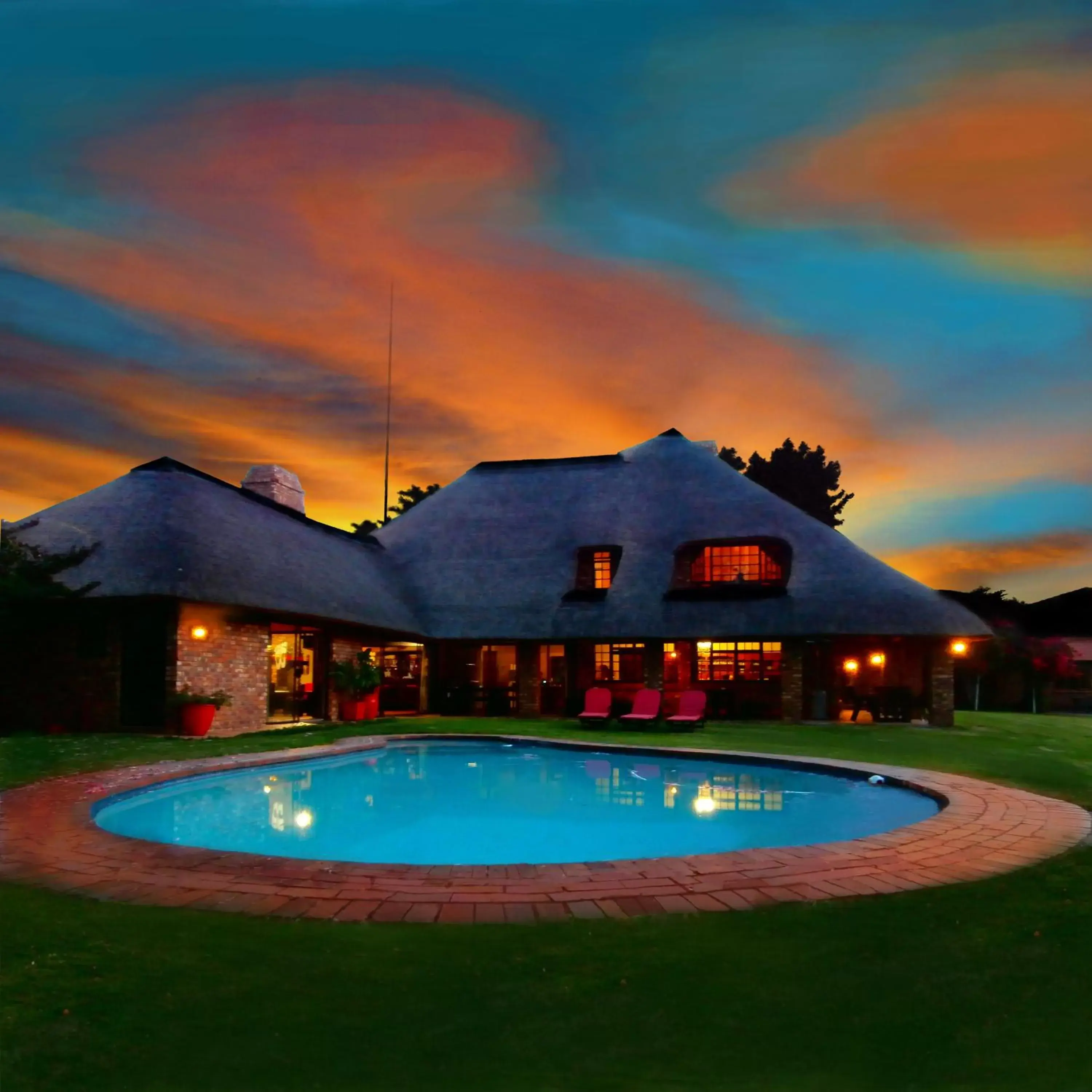 Pool view, Swimming Pool in African Footprints Lodge