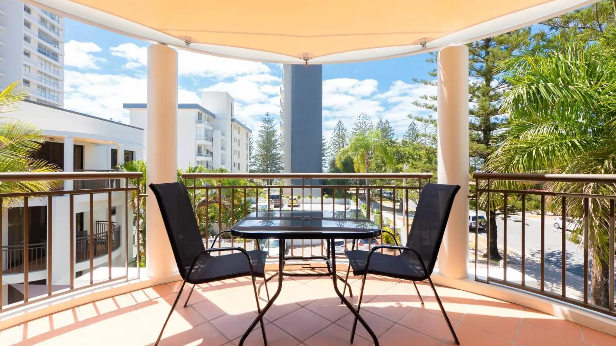 Balcony/Terrace in Burleigh on the Beach