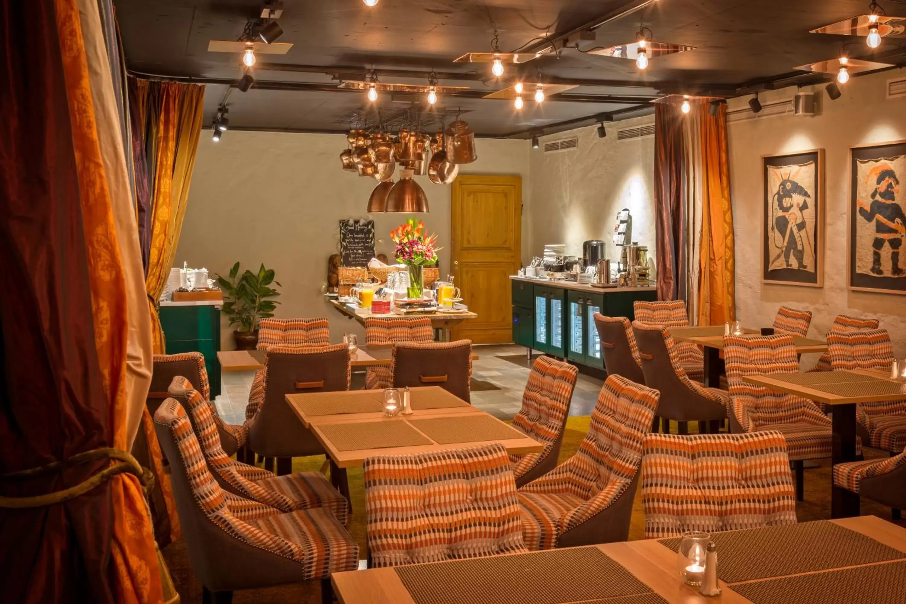 Restaurant/places to eat in Victory Hotel Restaurant/places to eat in Victory Hotel