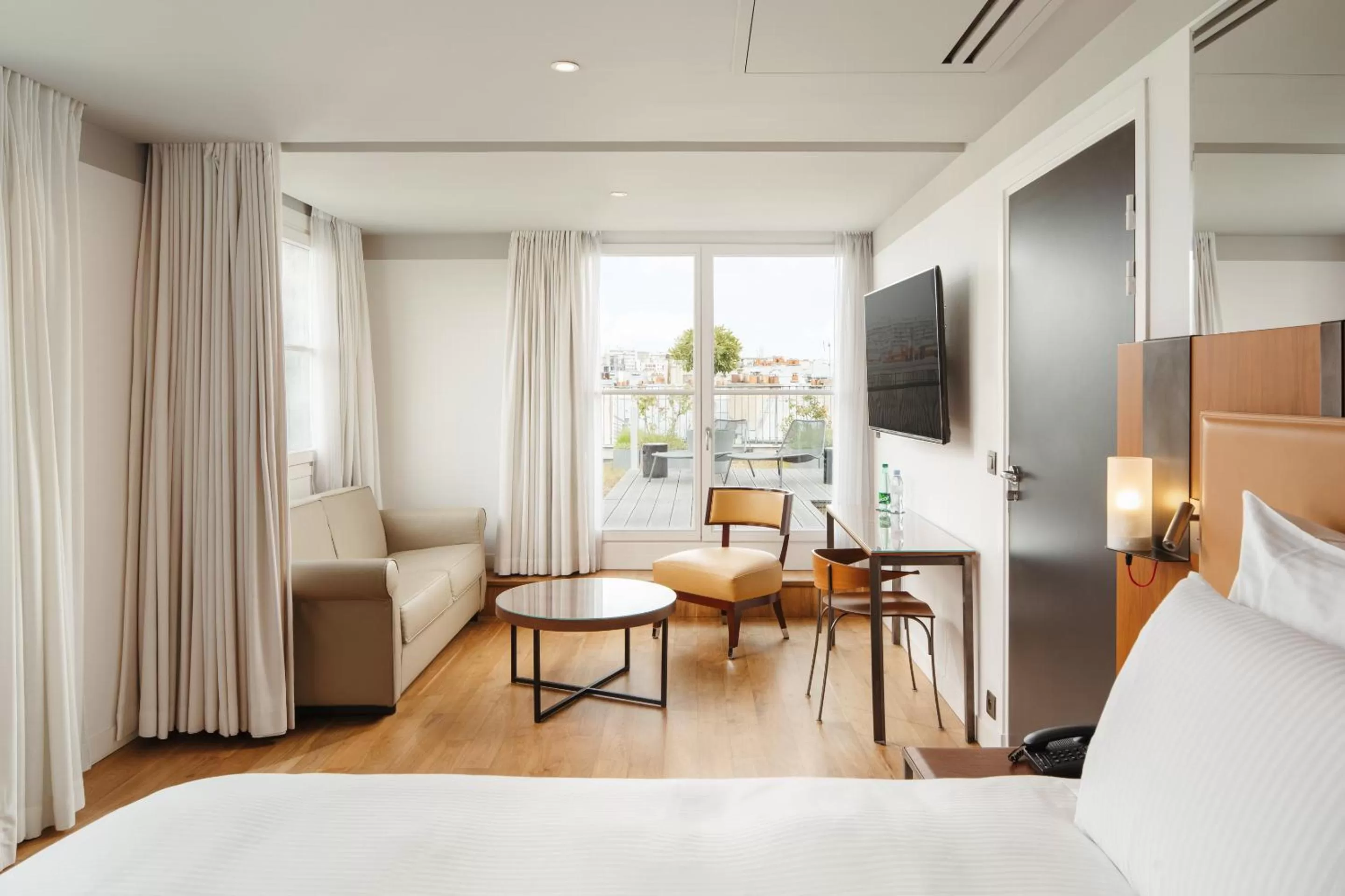 Bed in Boutet Bastille Hotel Paris - MGallery Collection