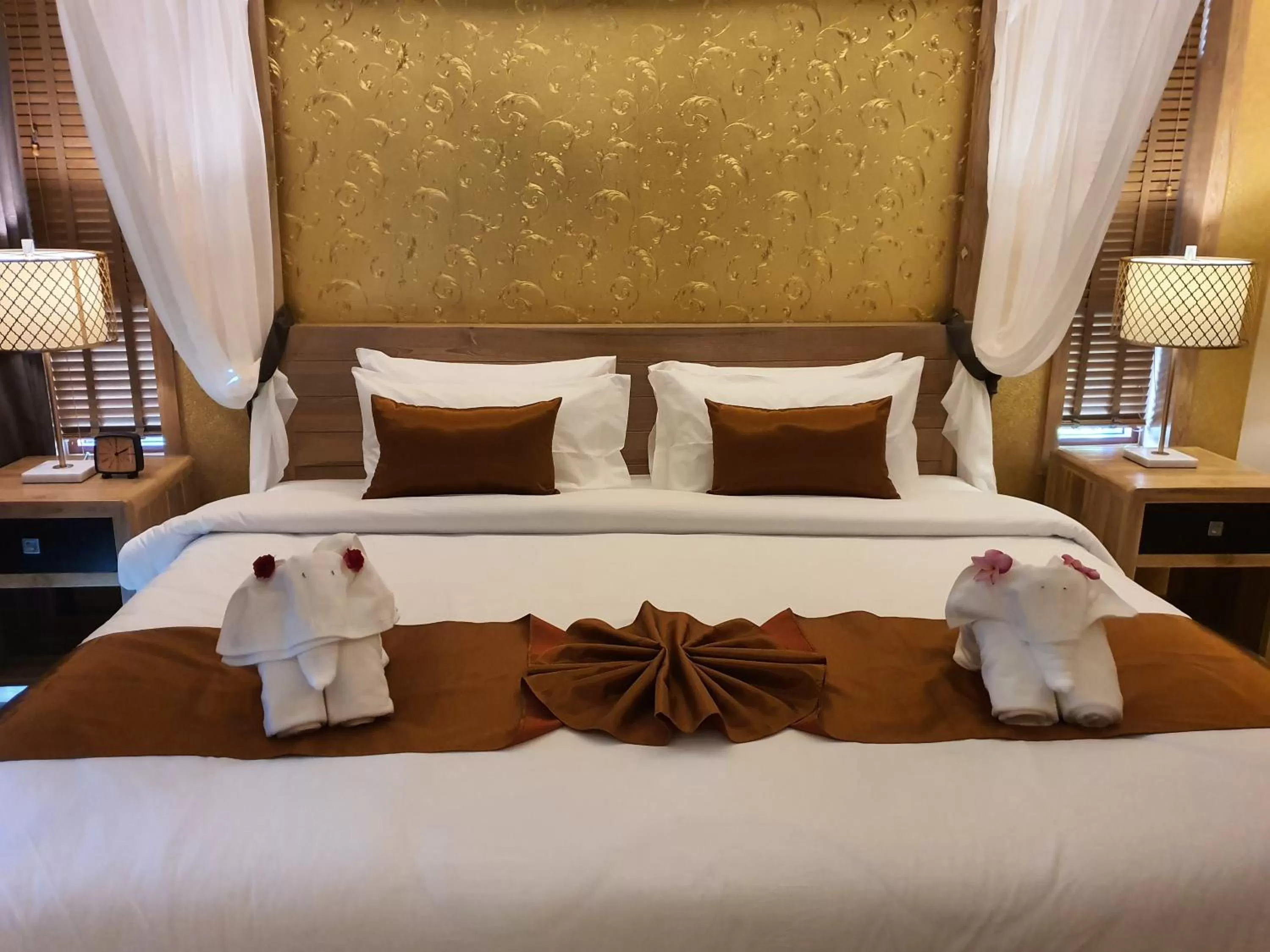 Bed in Khaolak Blue Sky Villa