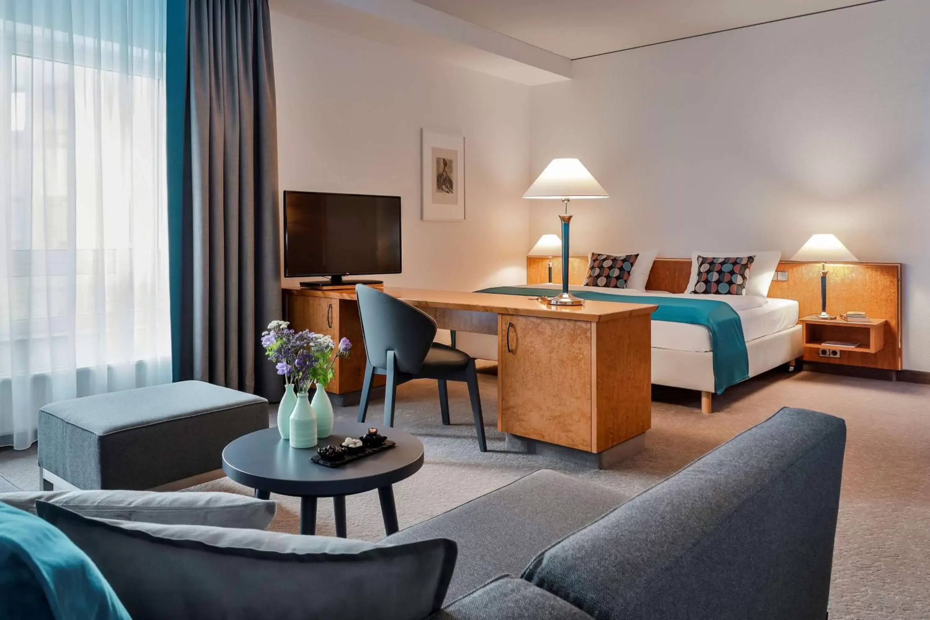 Seating area, Bed in Dorint Hotel Dresden Seating area, Bed in Dorint Hotel Dresden