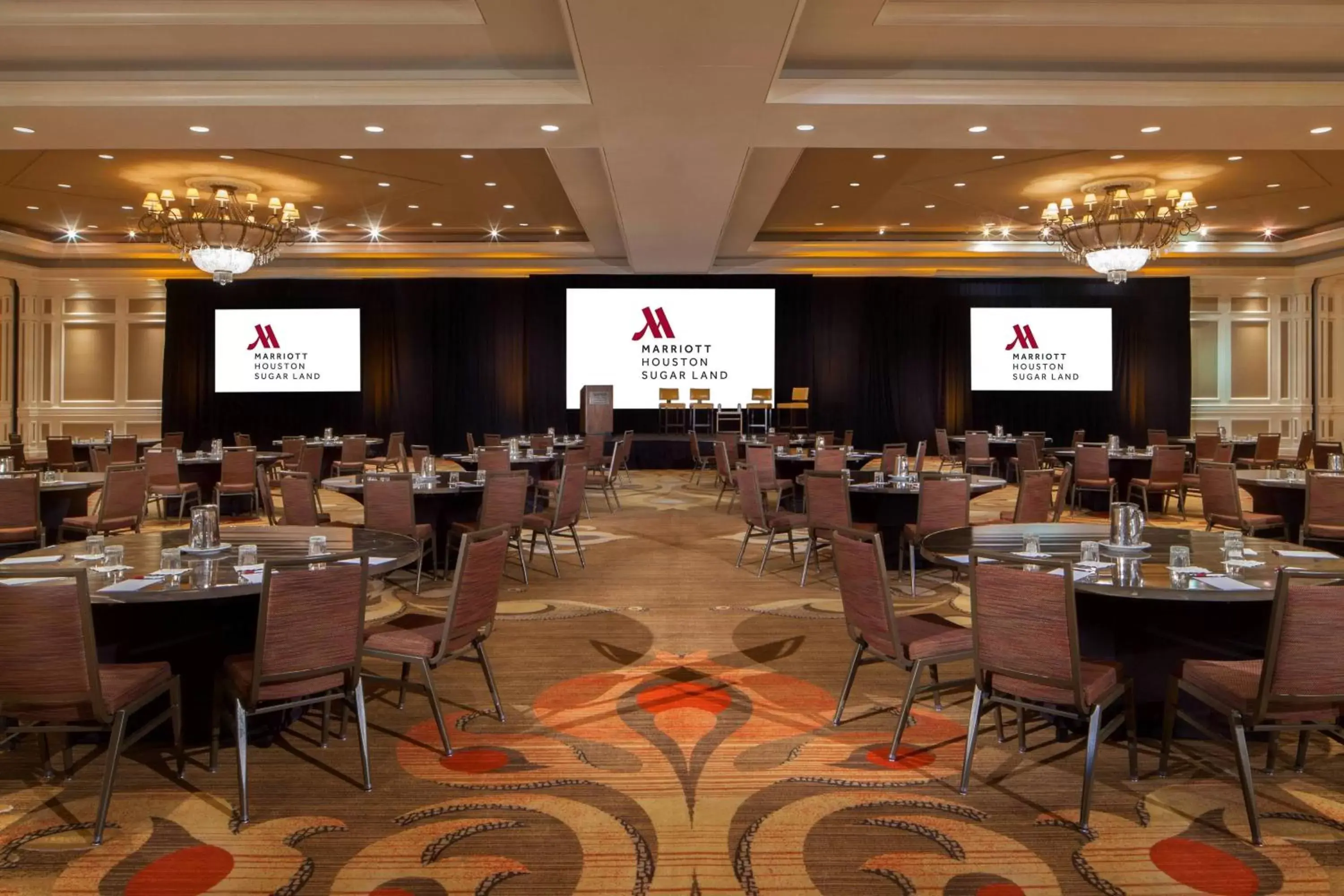 Meeting/conference room, Restaurant/Places to Eat in Houston Marriott Sugar Land