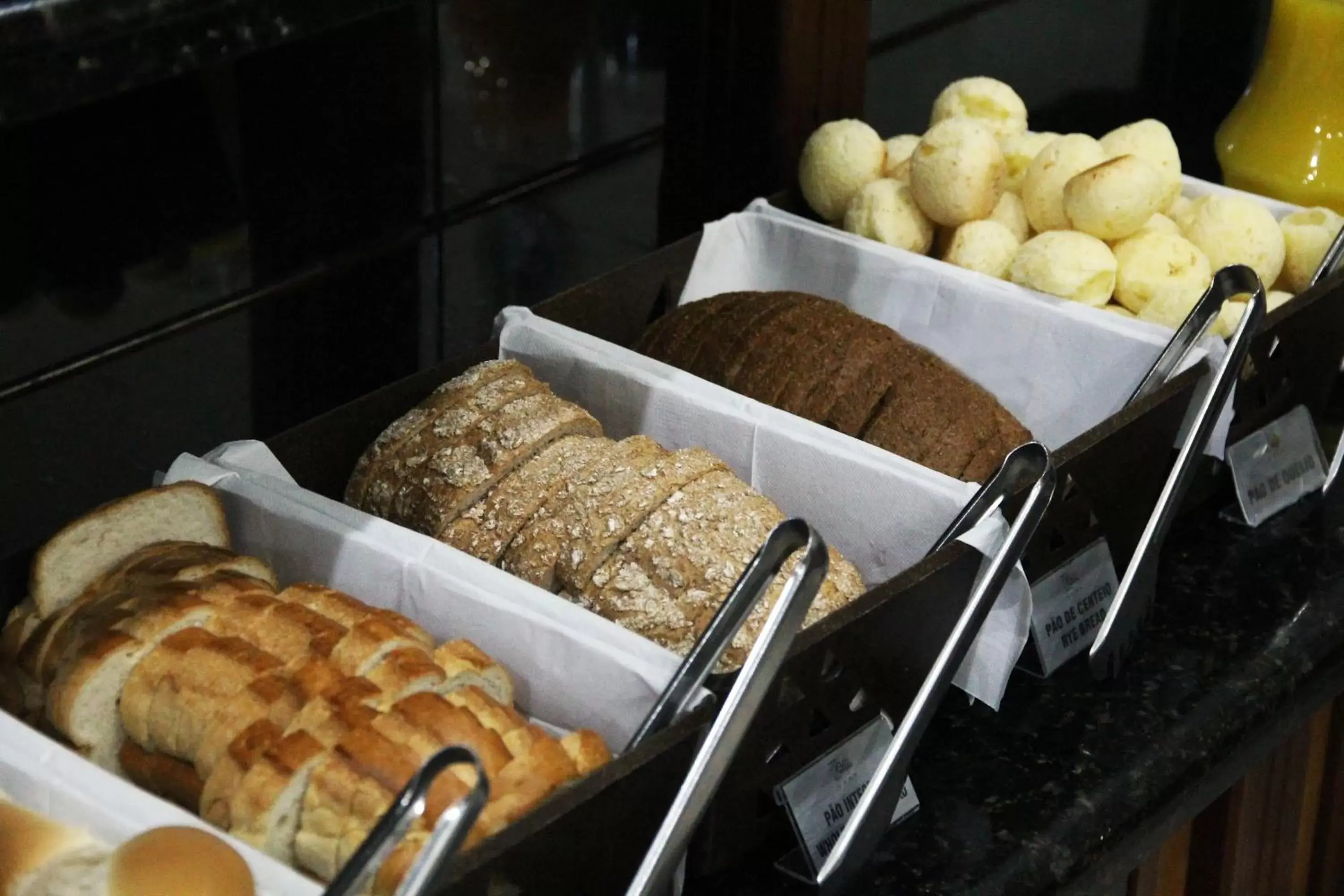 Restaurant/places to eat in Hotel Flat Petras Residence Restaurant/places to eat in Hotel Flat Petras Residence