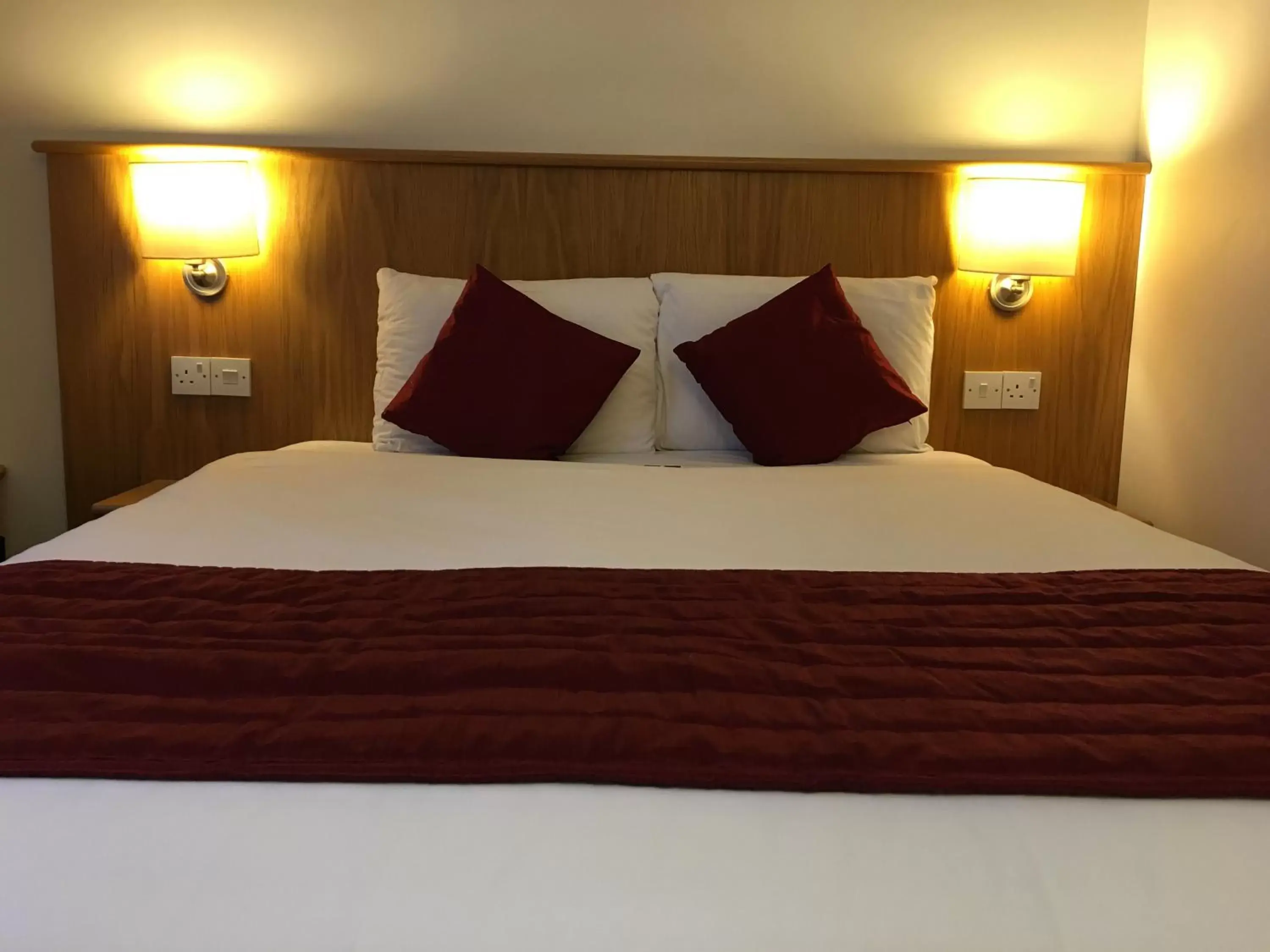 Bed in Best Western London Highbury
