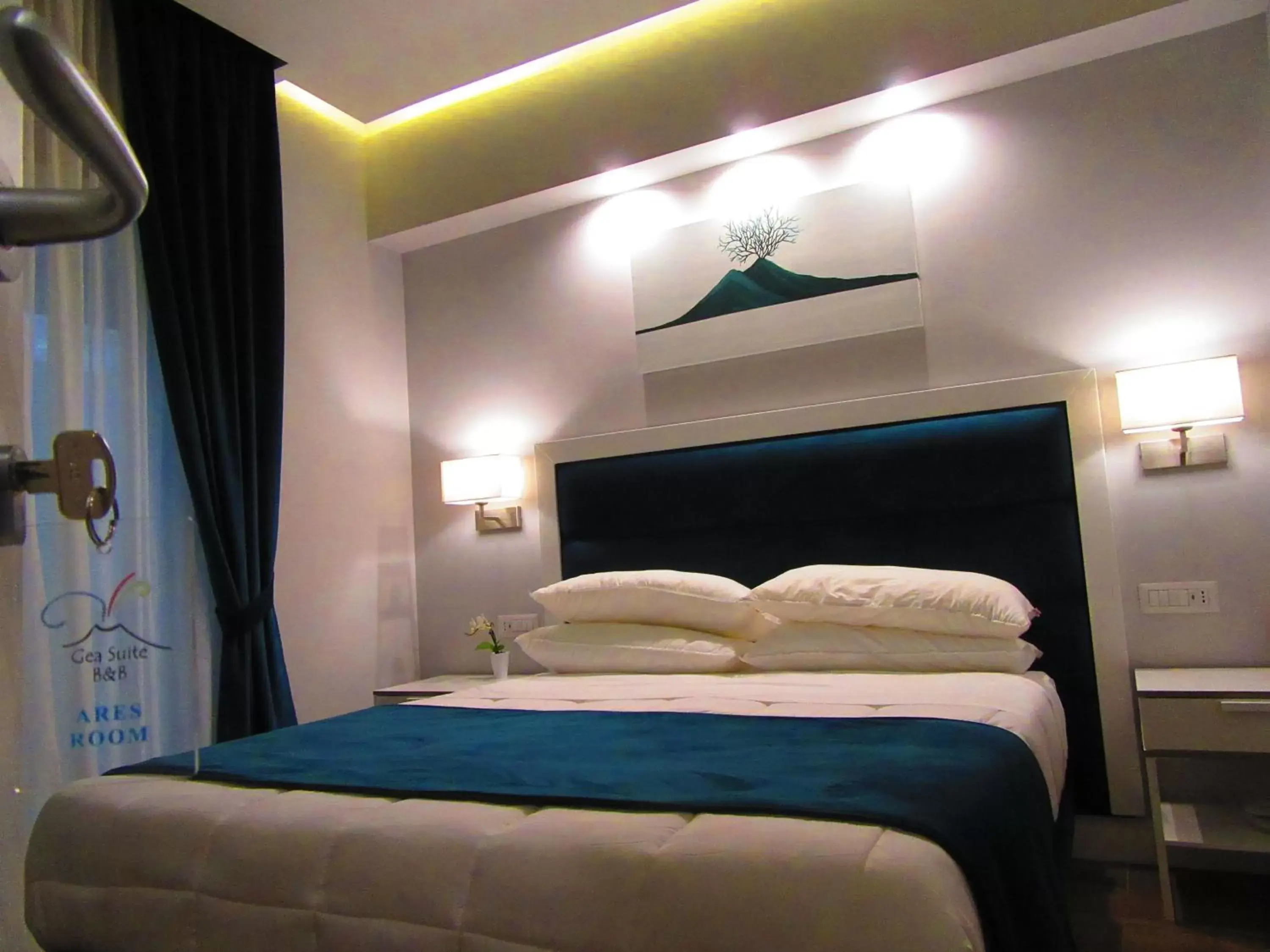 Bedroom, Bed in Gea suite