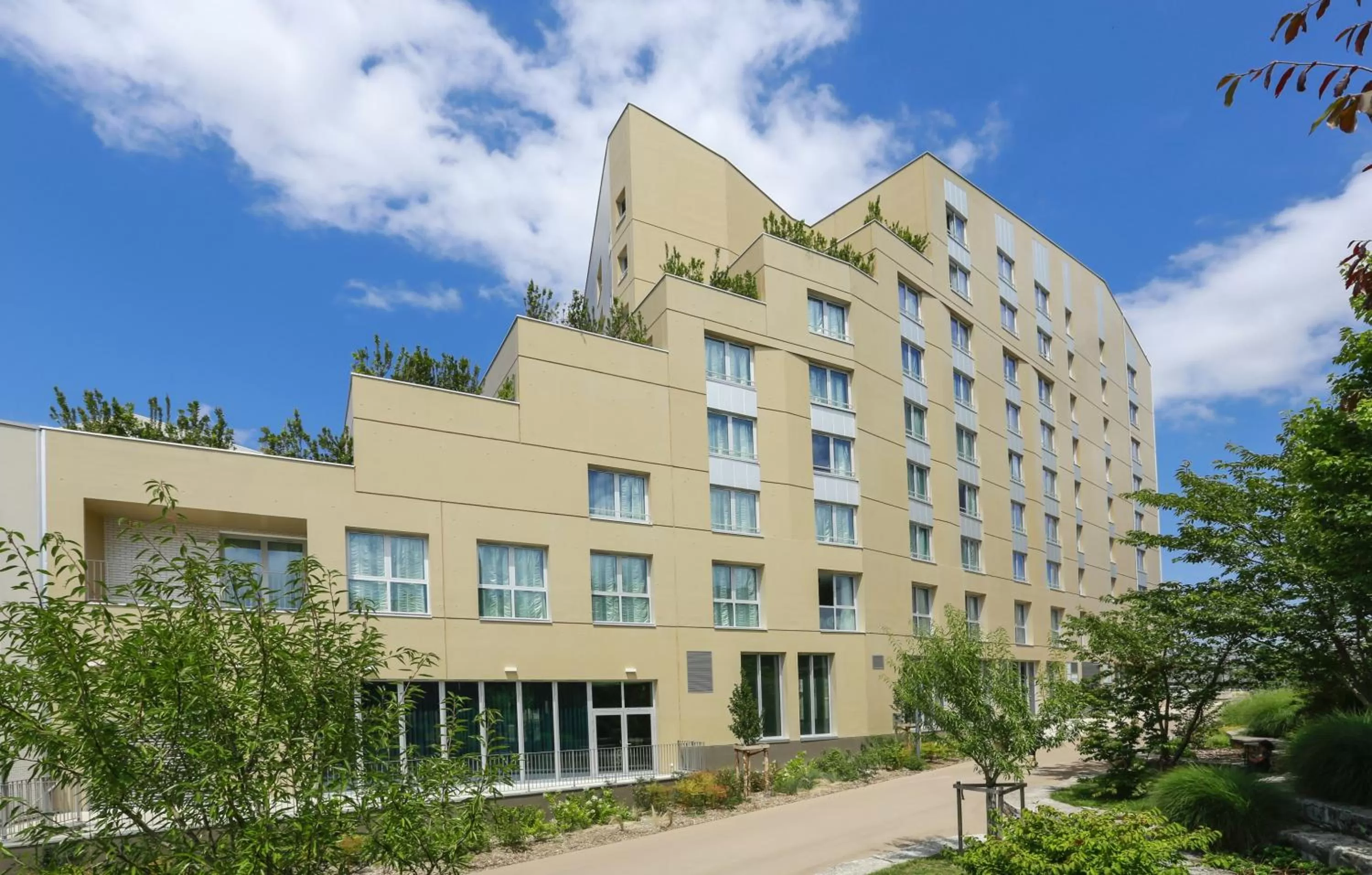 Property building in Appart Hotel Odalys City Angers Centre Gare