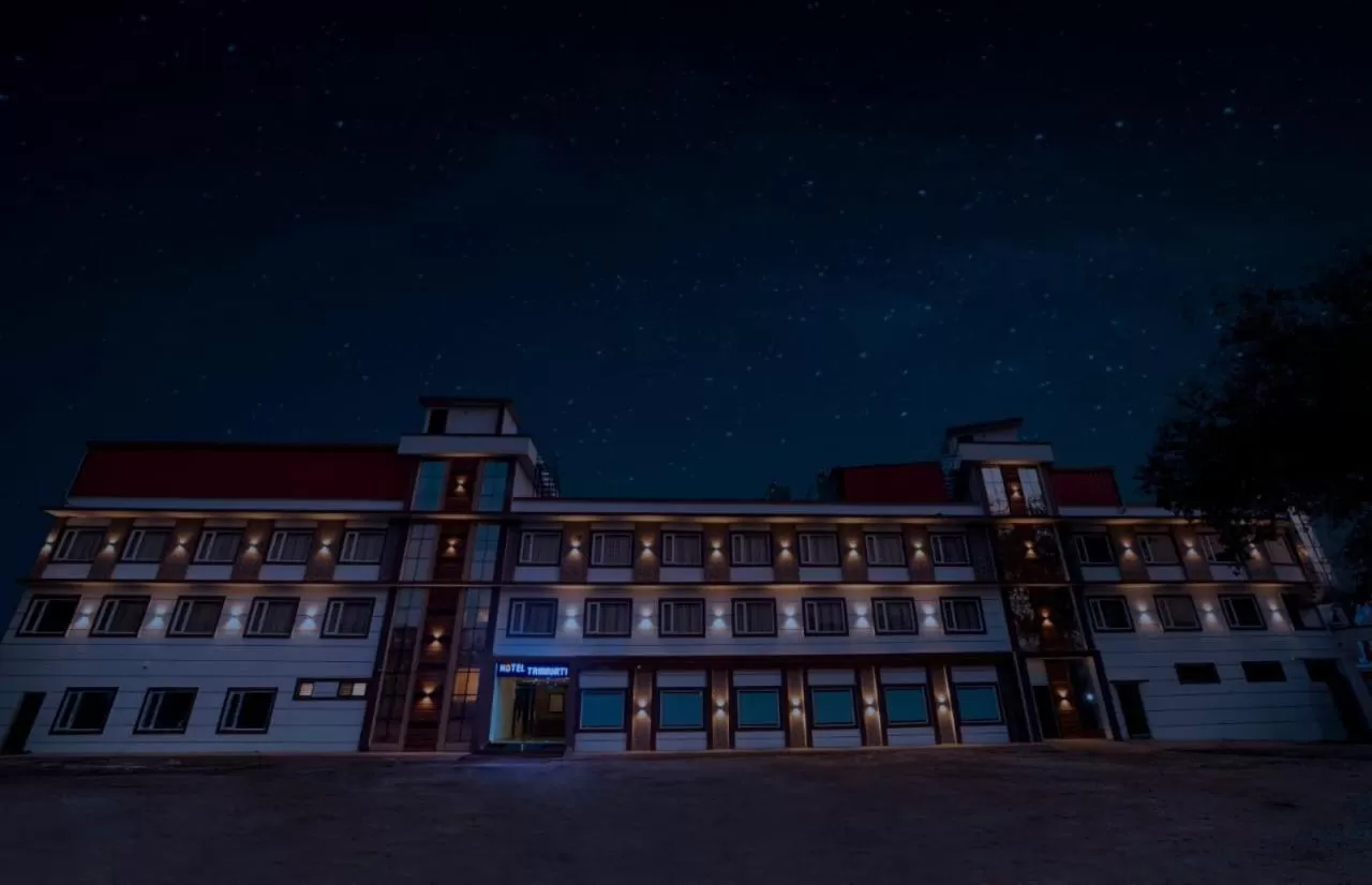 Property building in Hotel Trimurti