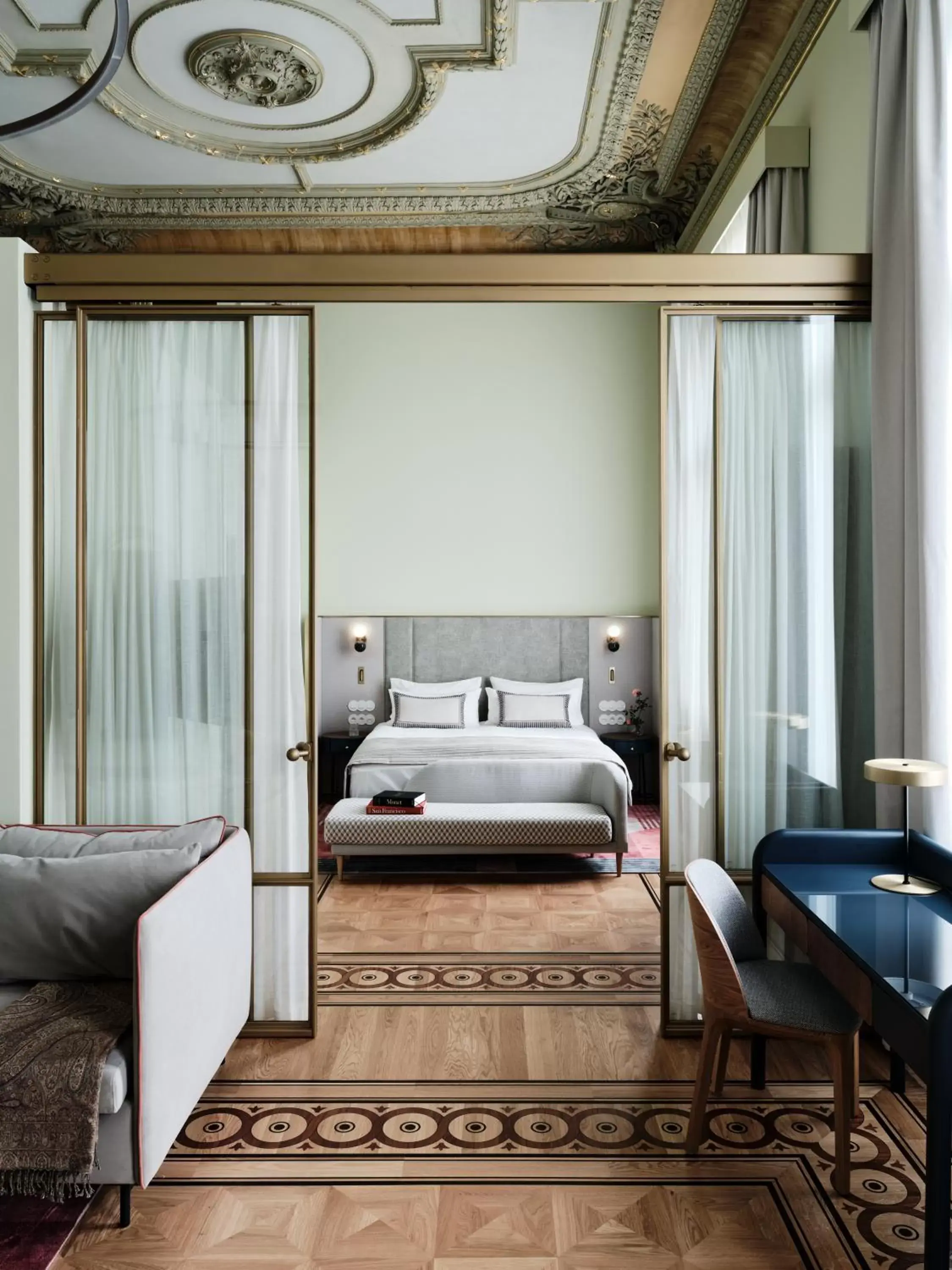 Bedroom, Bed in Hotel Altus Palace - Destigo Hotels Bedroom, Bed in Hotel Altus Palace - Destigo Hotels