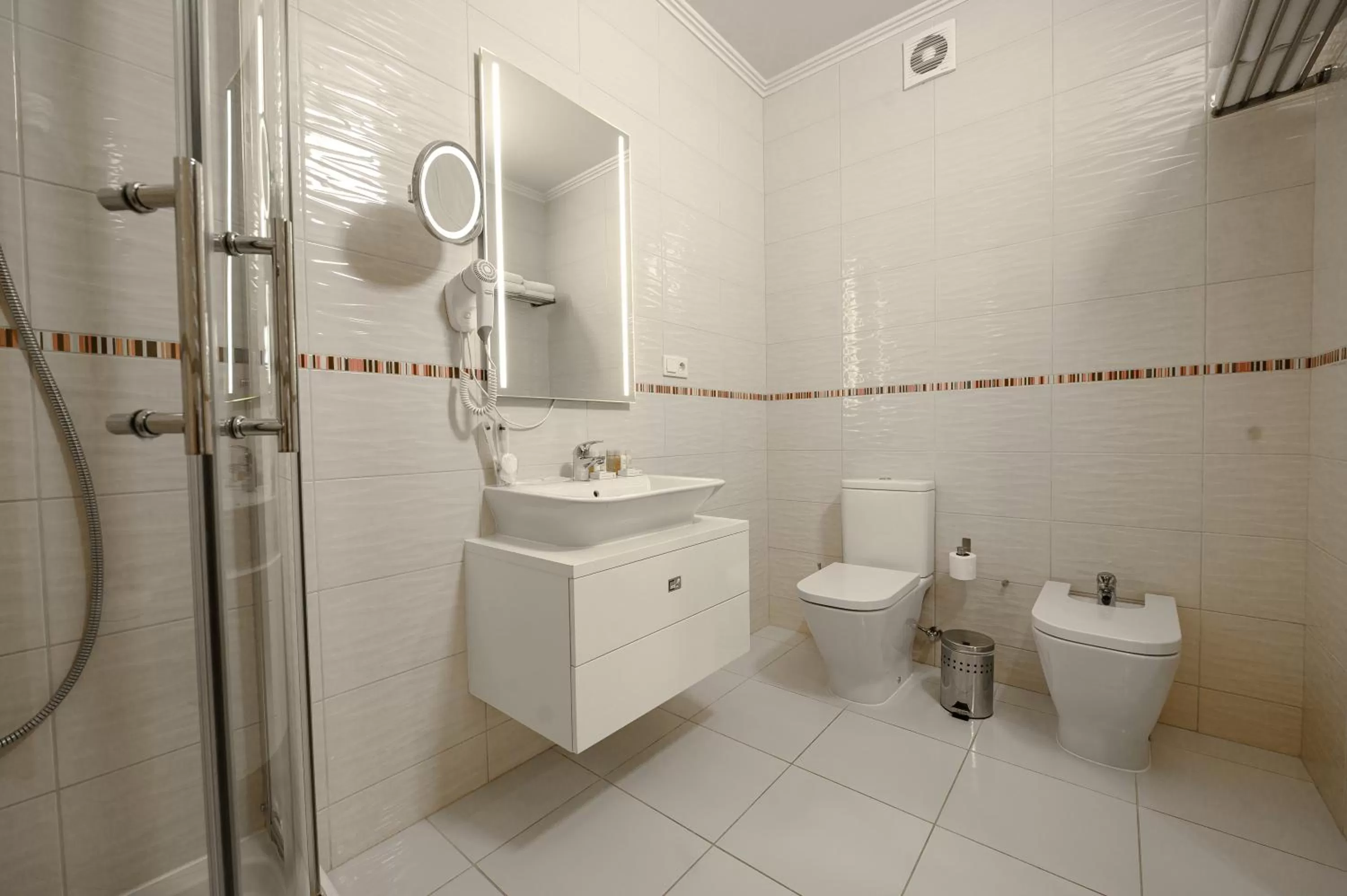 Bathroom in Rivoli Hotel