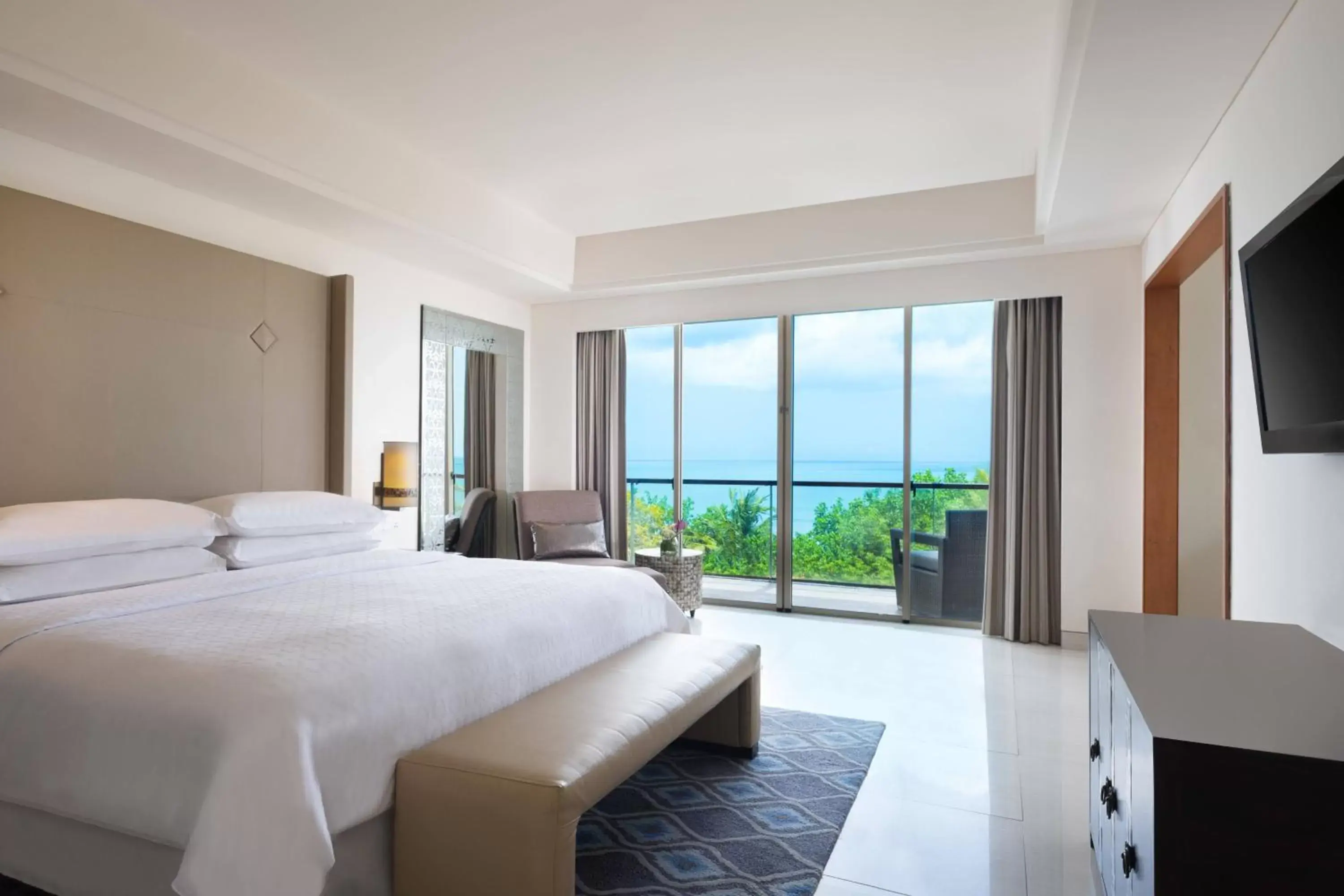 Bedroom in Sheraton Bali Kuta Resort