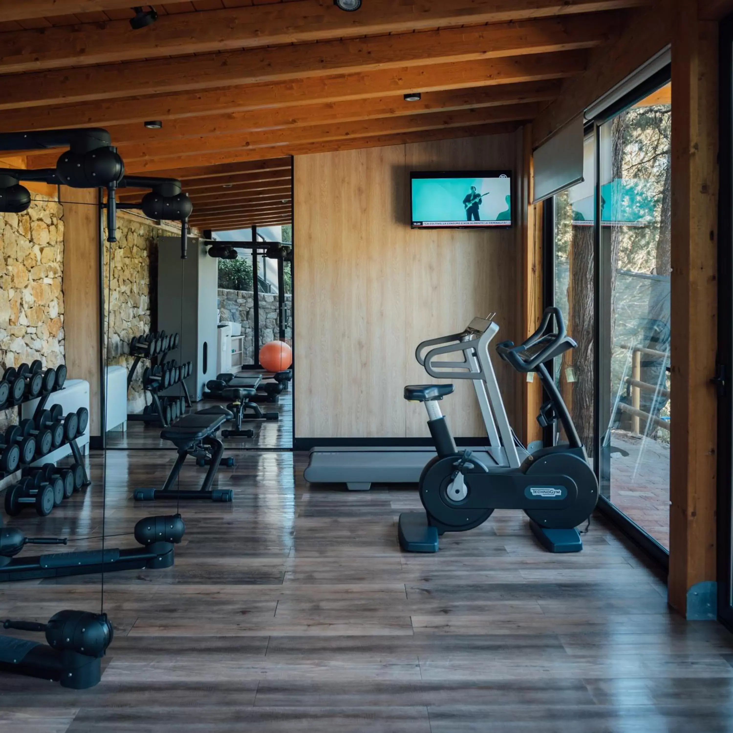 Fitness centre/facilities, Fitness Center/Facilities in Vytae Spa & Resort