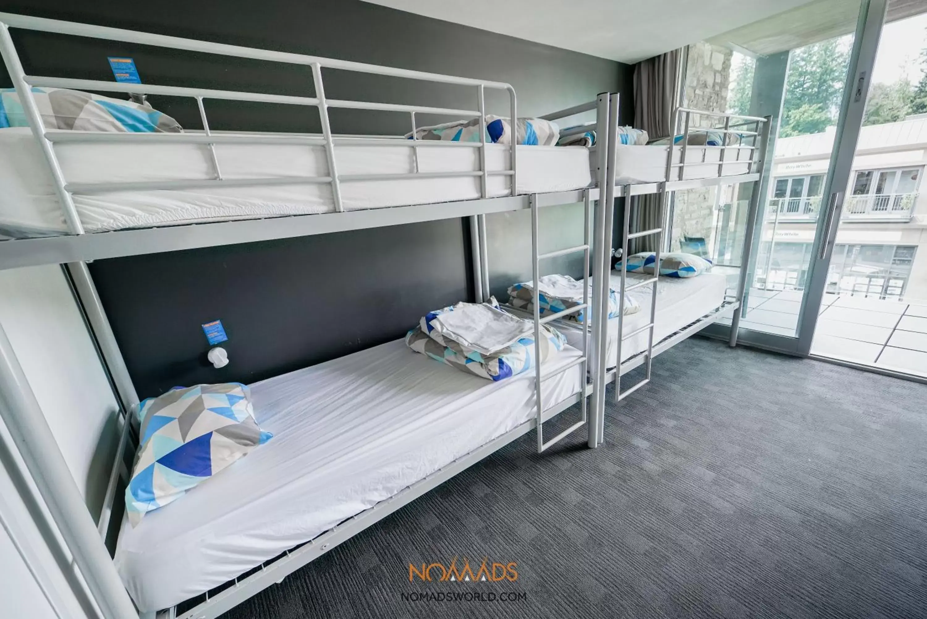 Photo of the whole room, Bunk Bed in Nomads Queenstown