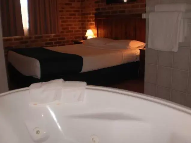 Spa and wellness centre/facilities, Bed in Lake Haven Motor Inn Spa and wellness centre/facilities, Bed in Lake Haven Motor Inn