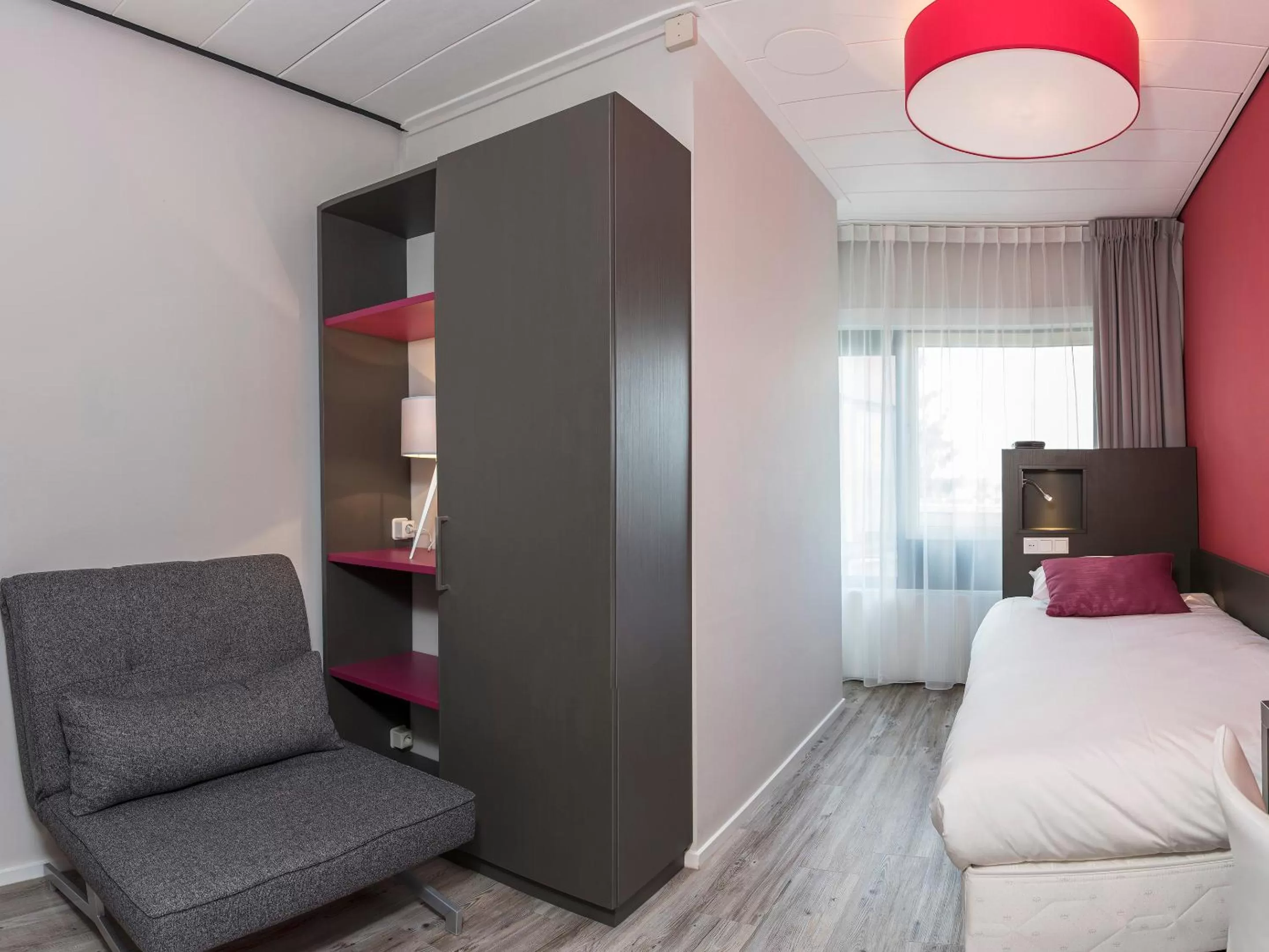 Photo of the whole room, Bed in Het Wapen van Elst