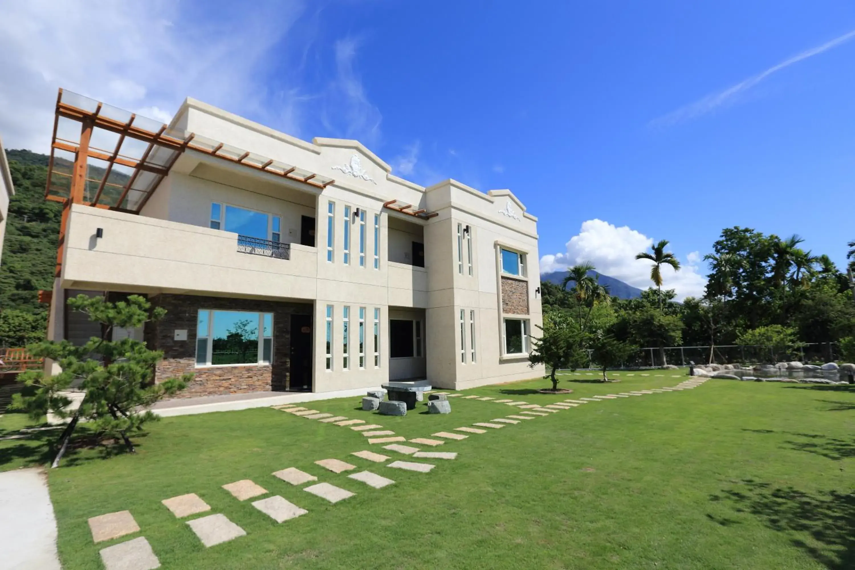 Property building in Cai Feng B&B Property building in Cai Feng B&B