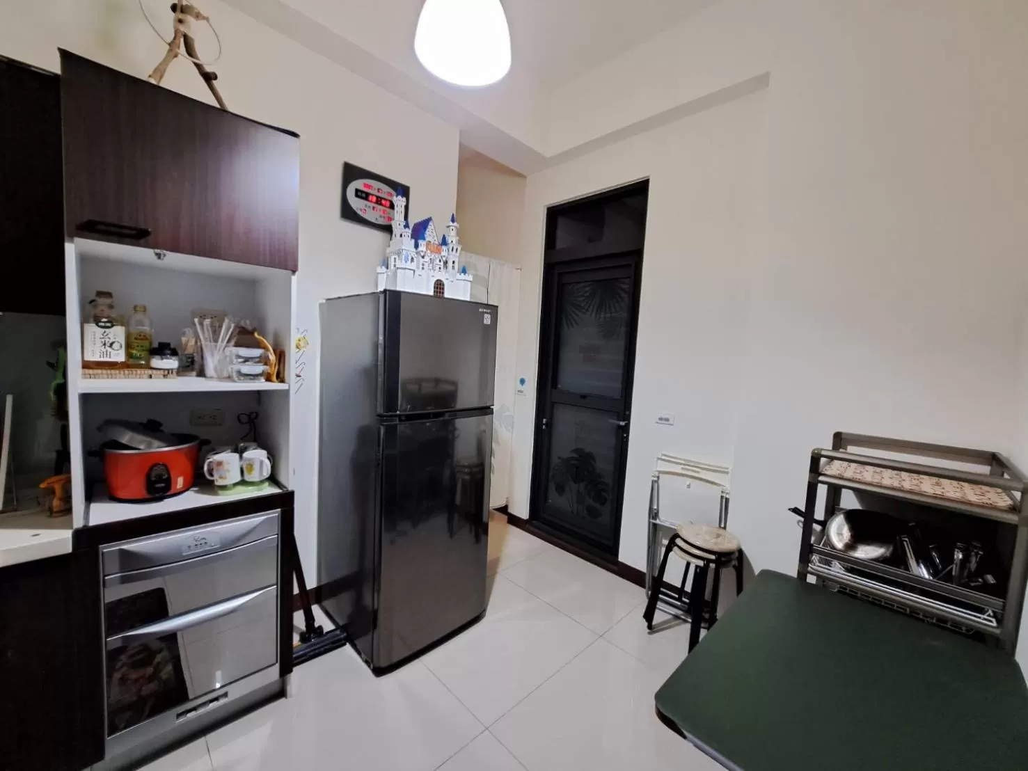 Kitchen or kitchenette in Have FUN villa -KTV BBQ Mahjong