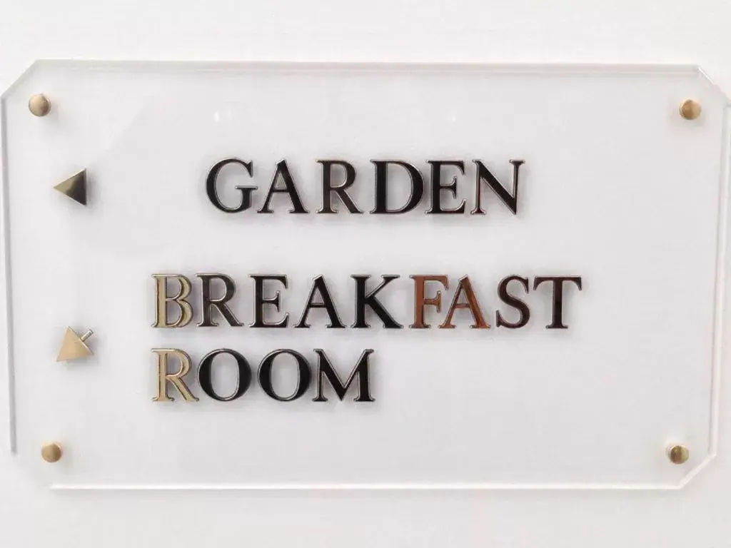 Logo/Certificate/Sign in Hotel Astoria Garden