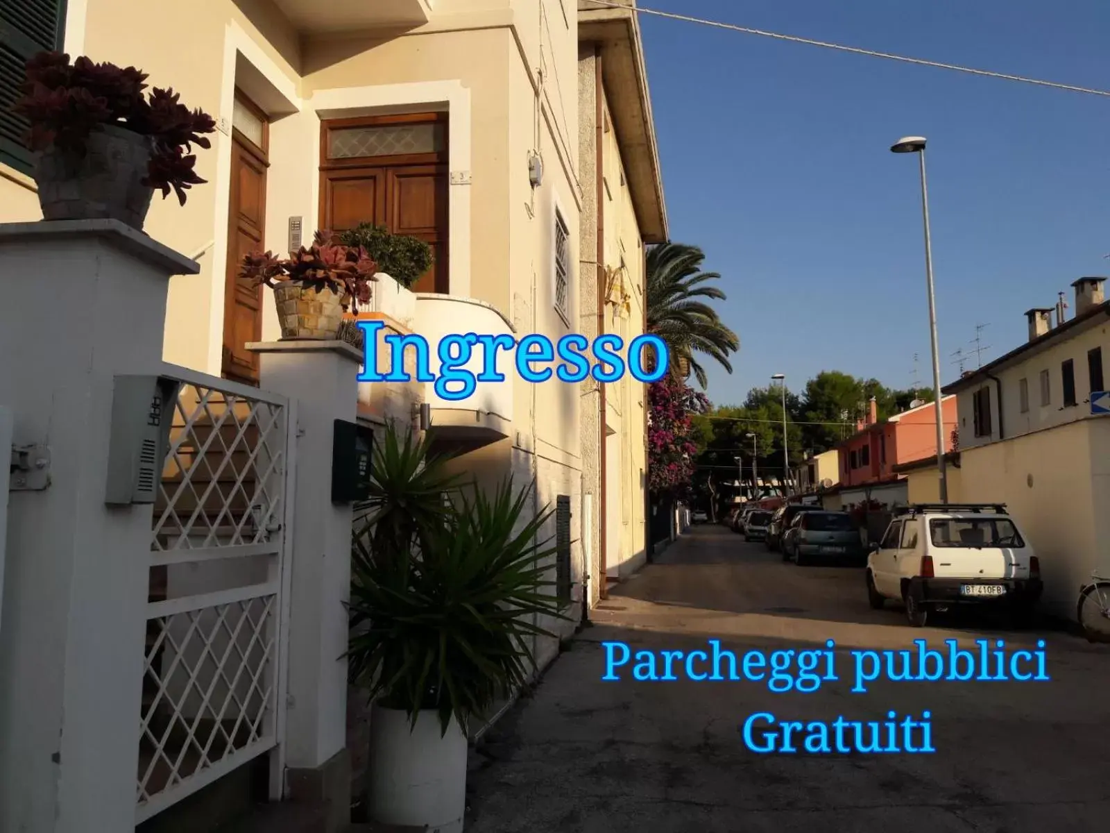 Street view, Property Logo/Sign in B&B Incanto sotto il mare