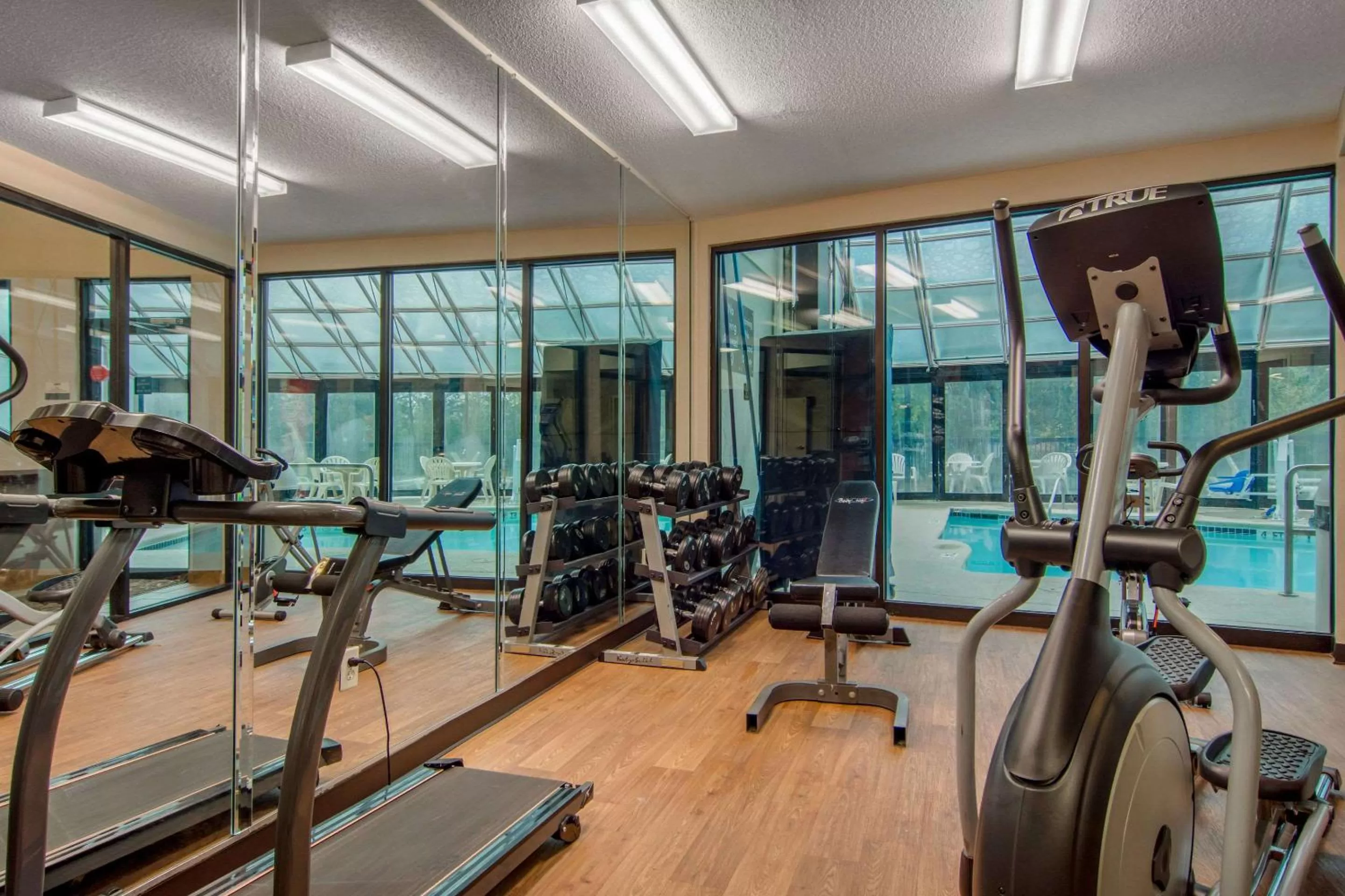 Fitness centre/facilities in Clarion Suites Duluth I-85