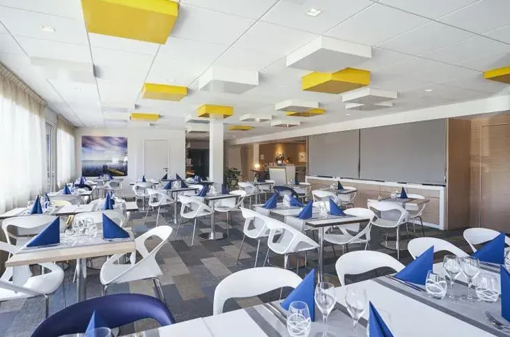 Restaurant/places to eat in Kyriad Le Mans Est Restaurant/places to eat in Kyriad Le Mans Est