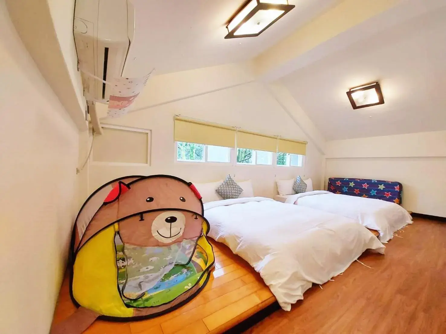 Bed in Yanmin Hot Spring Resort Bed in Yanmin Hot Spring Resort