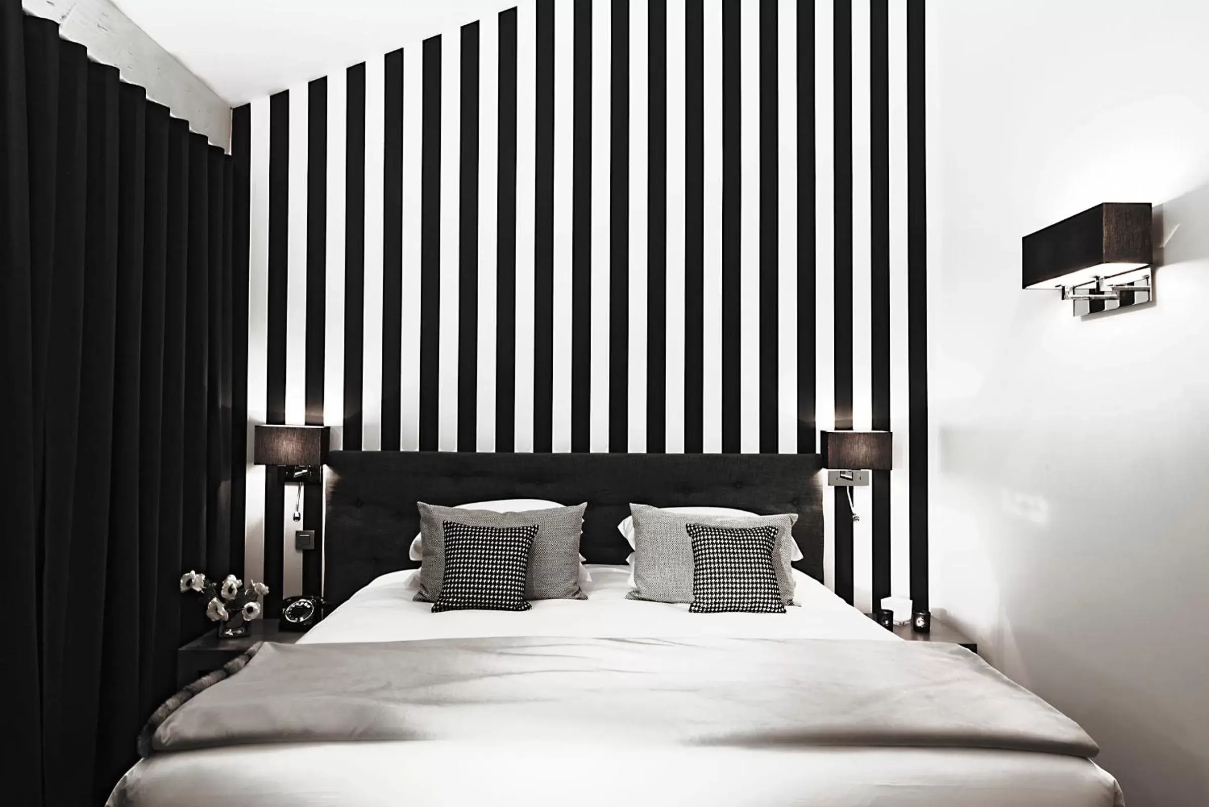 Bedroom, Bed in Maison D'Anthouard