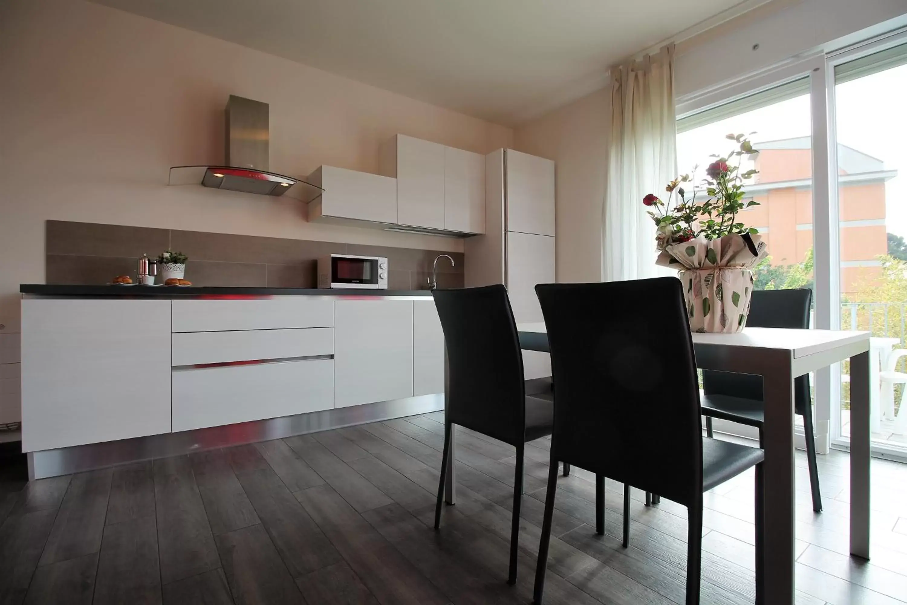 Dining area, Kitchen/Kitchenette in Residence Felice