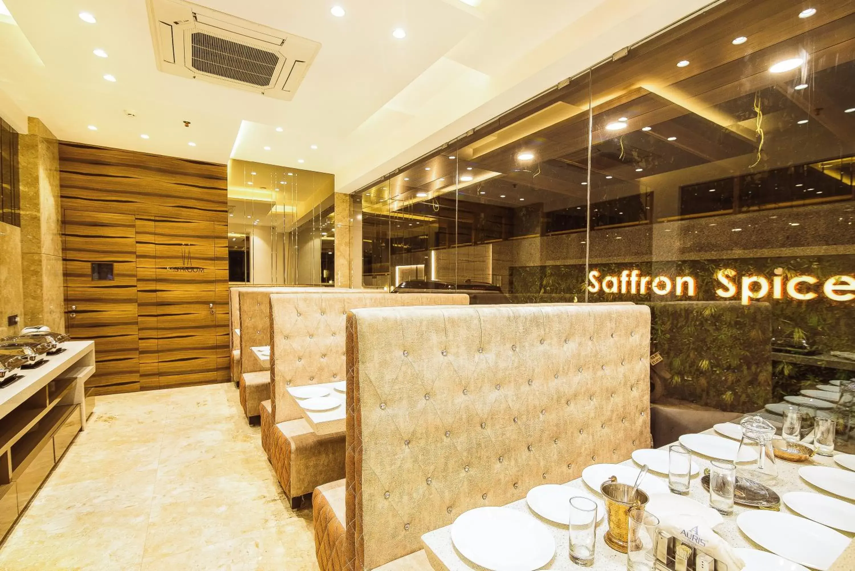 Restaurant/places to eat in Hotel Auris & Banquets, Mumbai International Airport Restaurant/places to eat in Hotel Auris & Banquets, Mumbai International Airport