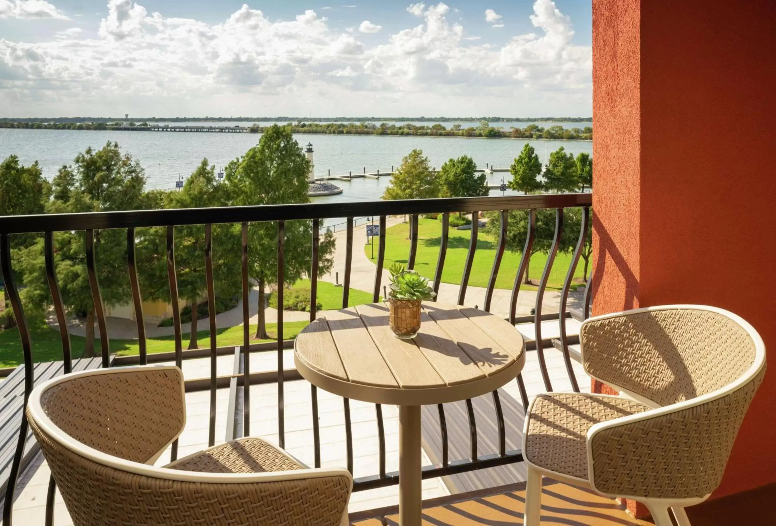 View (from property/room), Balcony/Terrace in Hilton Dallas/Rockwall Lakefront Hotel