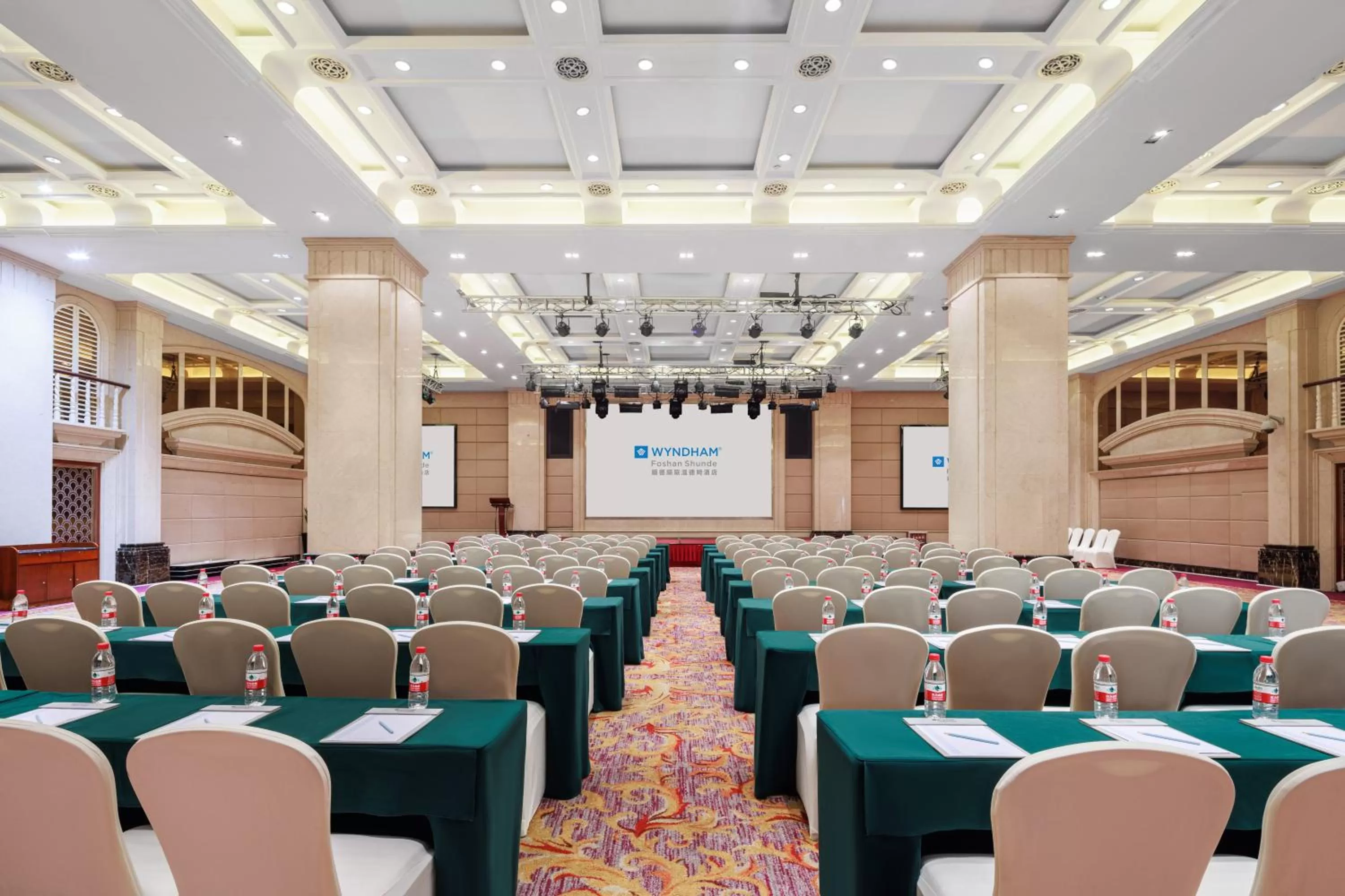 Meeting/conference room in WYNDHAM Foshan shunde