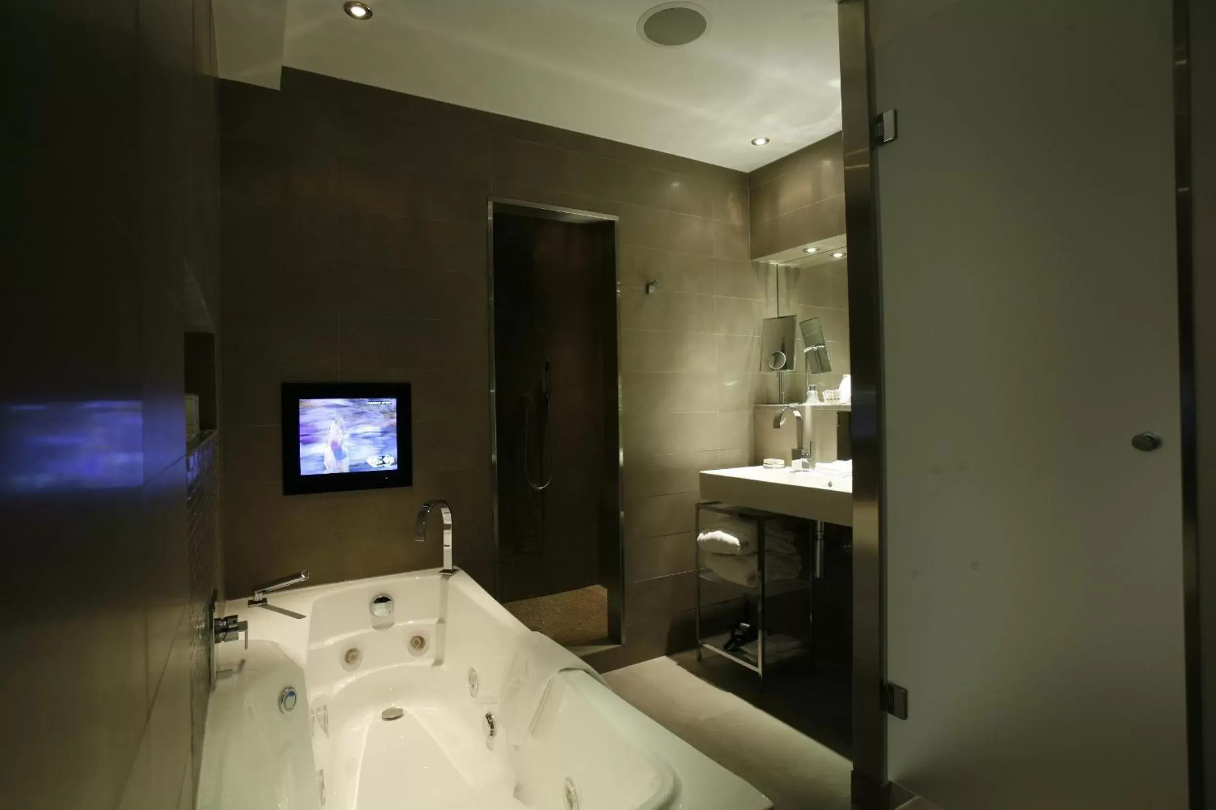 Bathroom in Domaine de Verchant & Spa - Relais & Châteaux