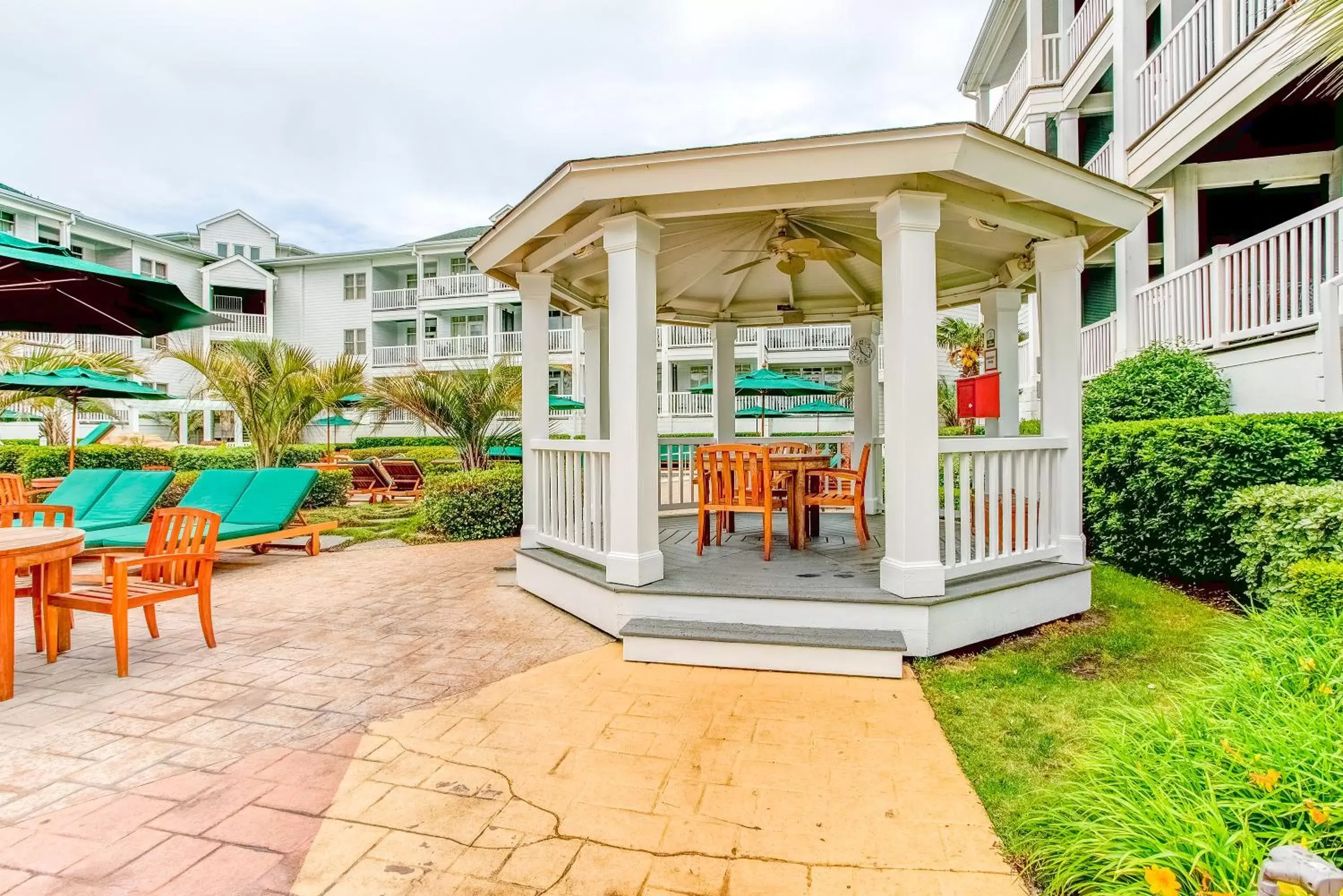 Patio, Patio/Outdoor Area in Turtle Cay Resort